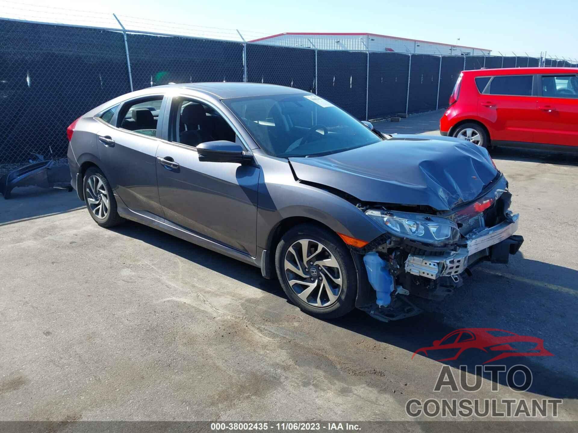 HONDA CIVIC 2018 - 2HGFC2F70JH533918