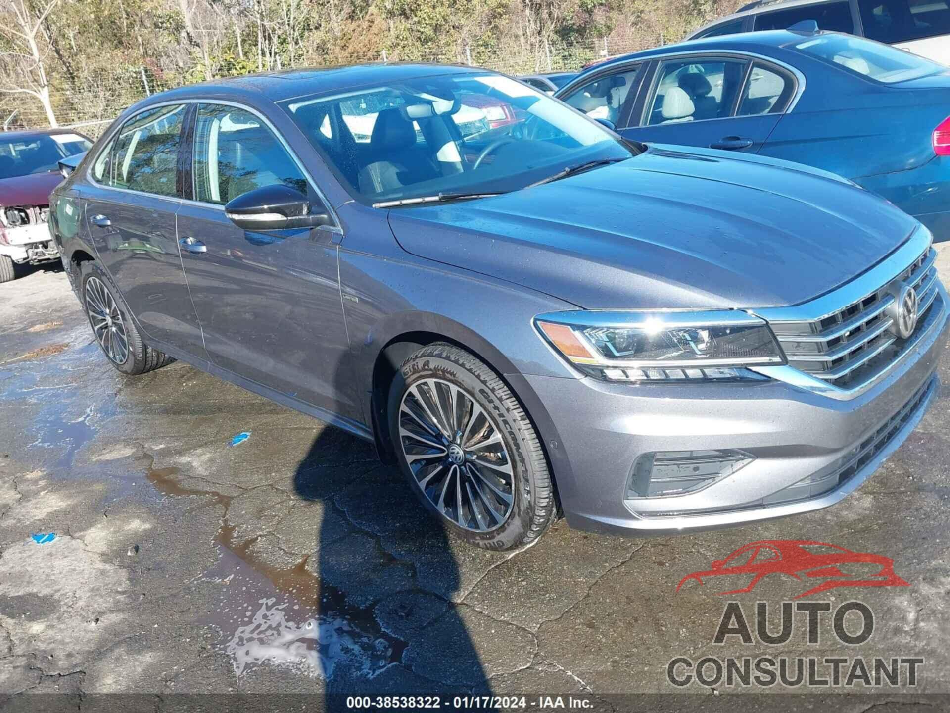 VOLKSWAGEN PASSAT 2022 - 1VWBA7A33NC009625