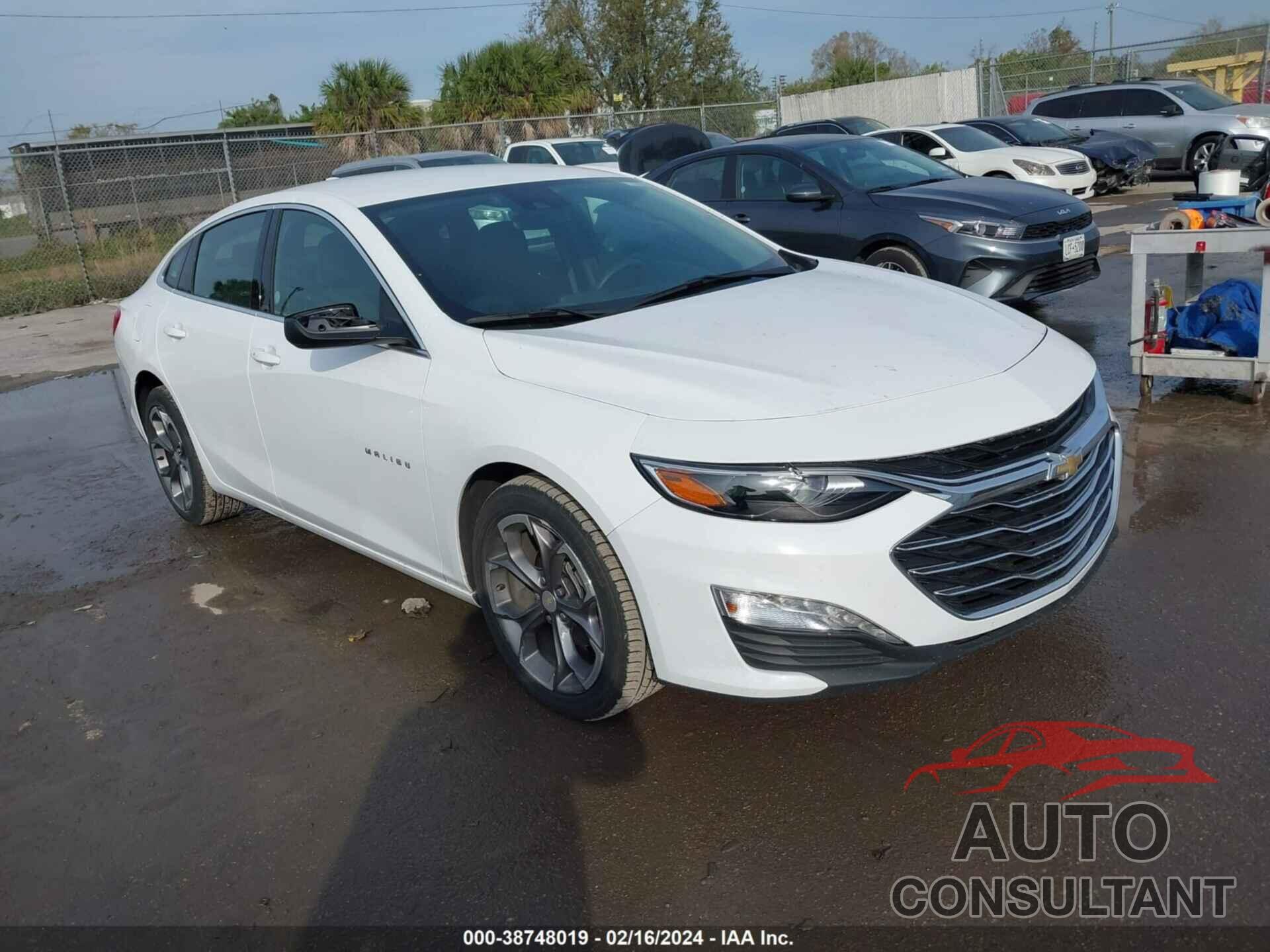 CHEVROLET MALIBU 2023 - 1G1ZD5ST2PF162230