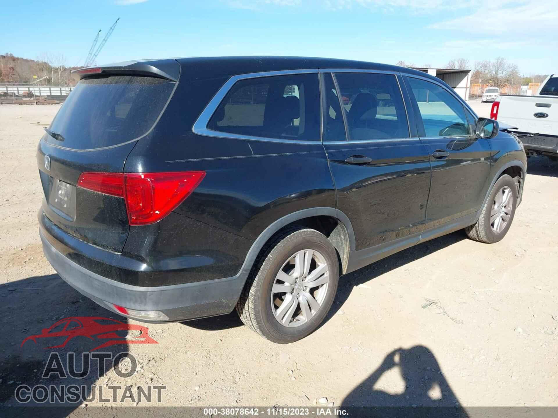 HONDA PILOT 2017 - 5FNYF5H10HB006535