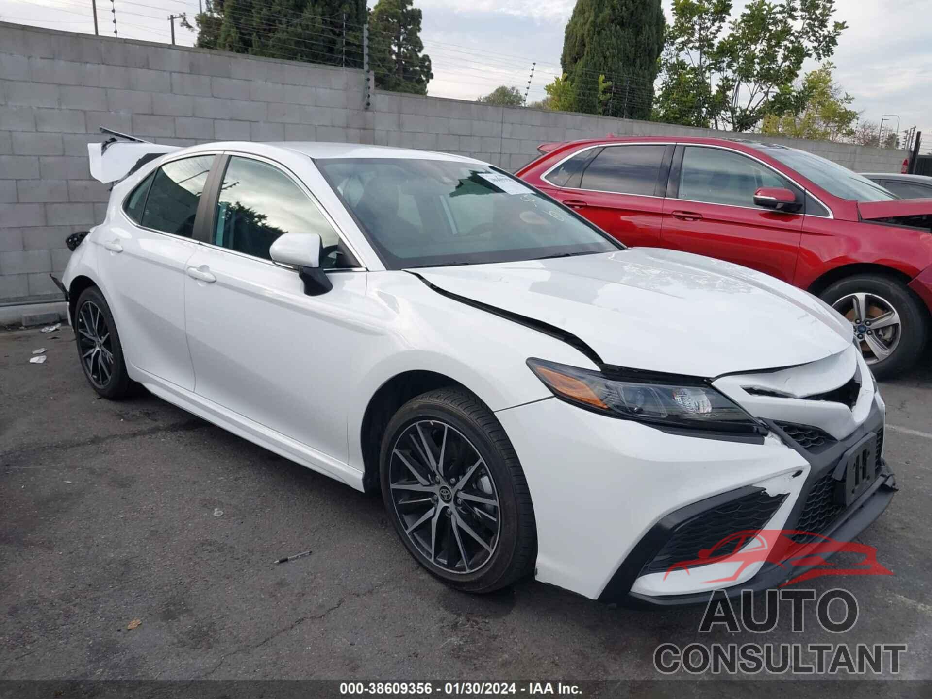 TOYOTA CAMRY 2022 - 4T1G11AK4NU039395