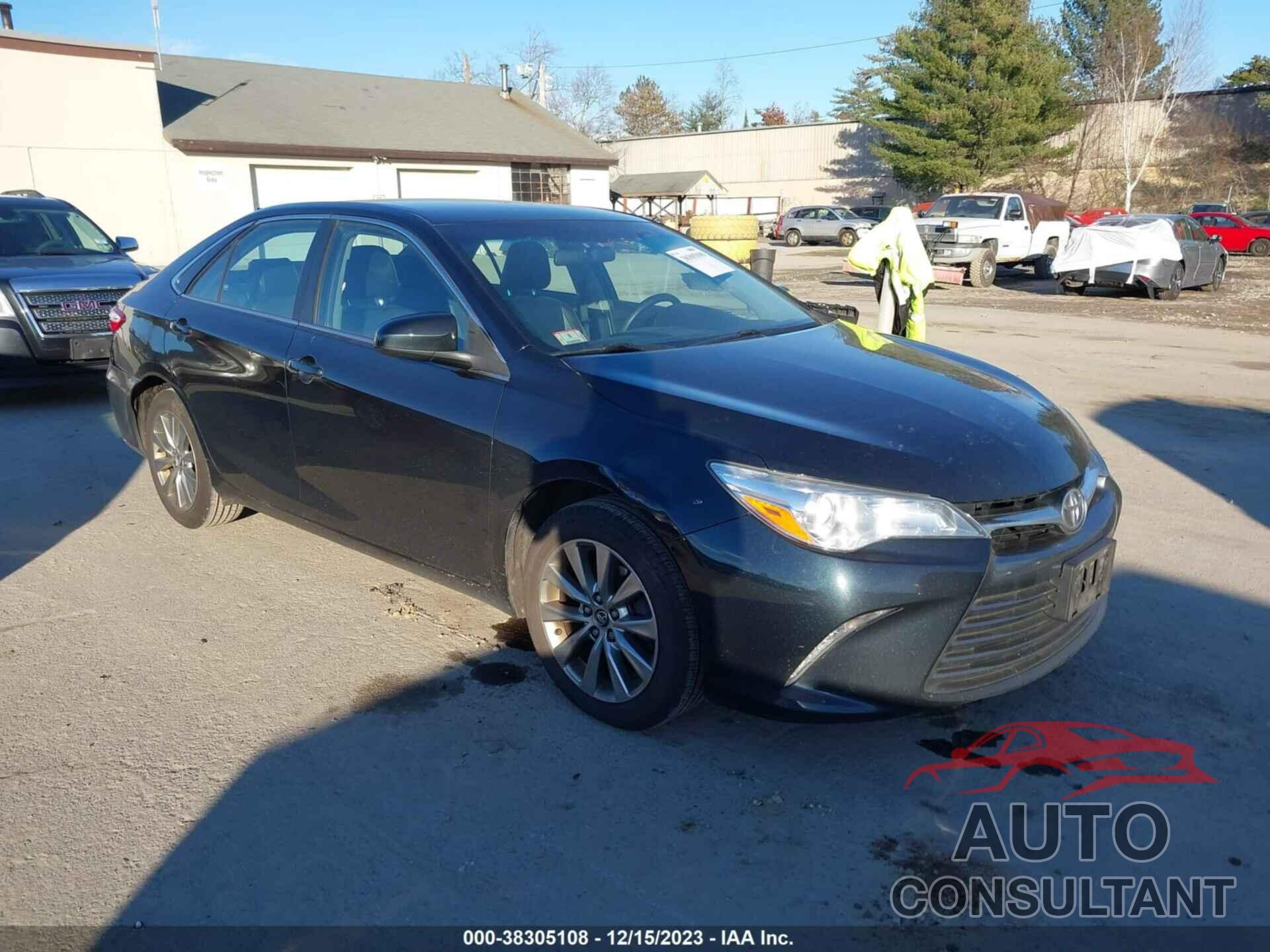 TOYOTA CAMRY 2016 - 4T4BF1FK6GR528135
