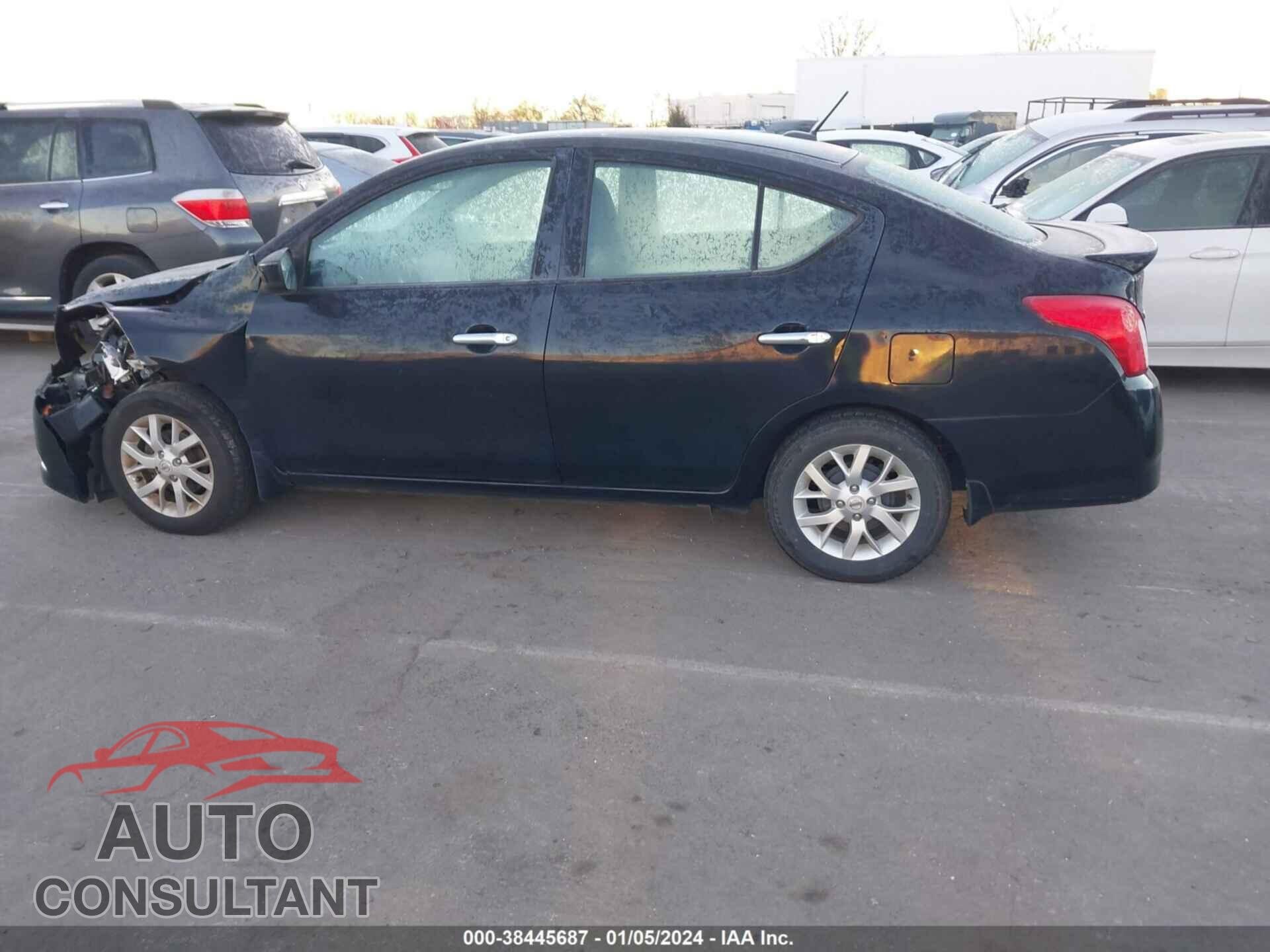 NISSAN VERSA 2017 - 3N1CN7AP3HL856476
