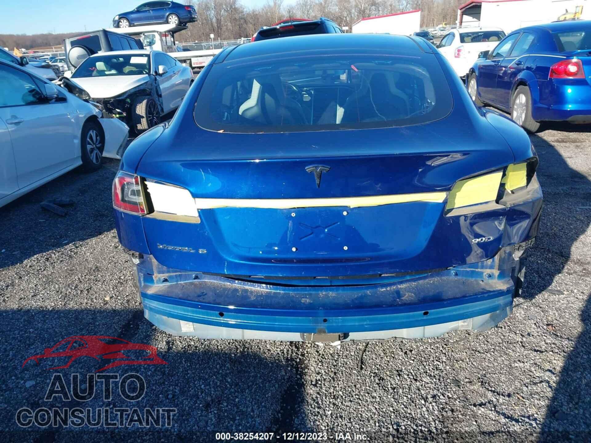TESLA MODEL S 2016 - 5YJSA1E2XGF153678