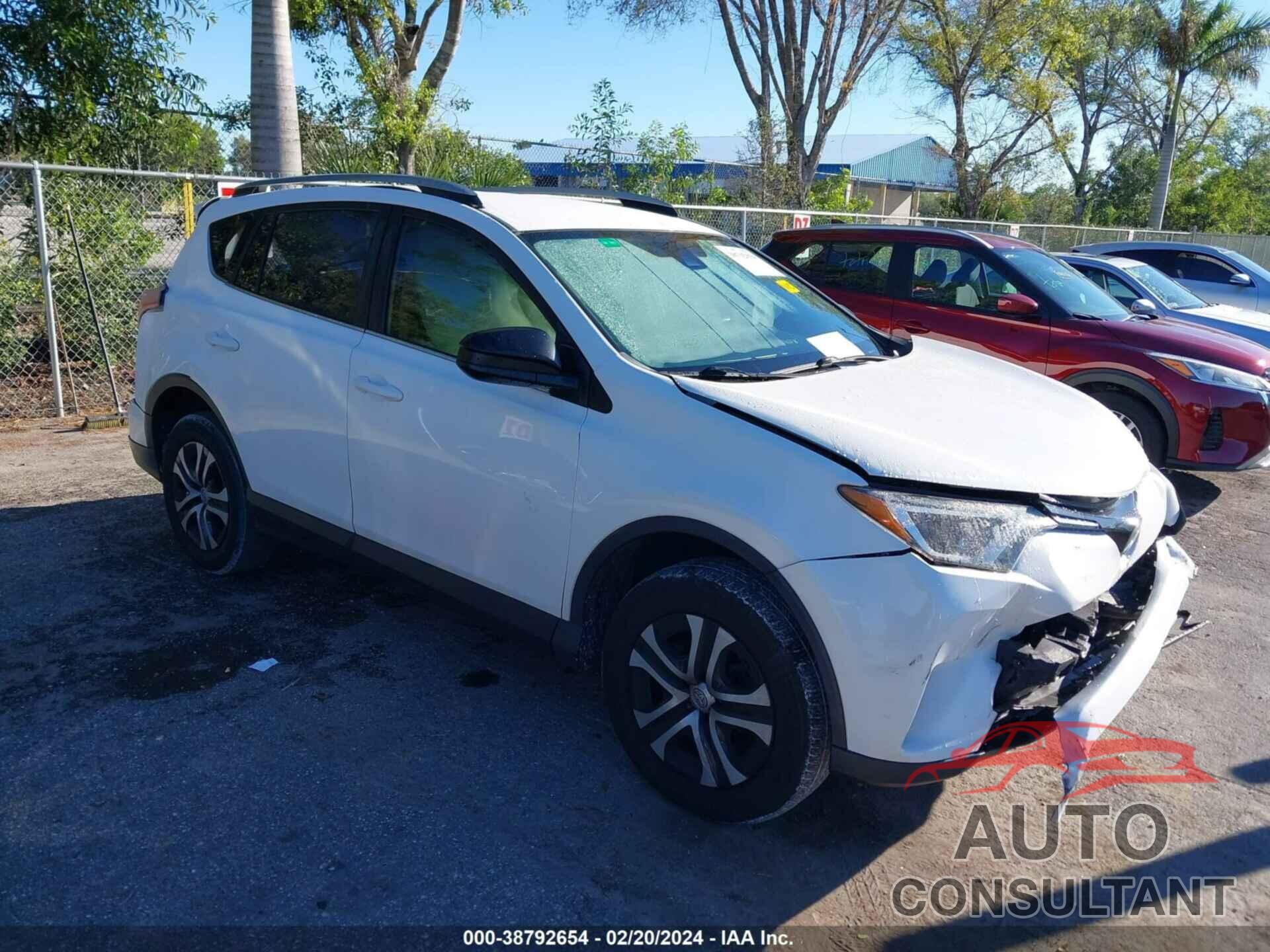 TOYOTA RAV4 2018 - JTMZFREV7JJ725895