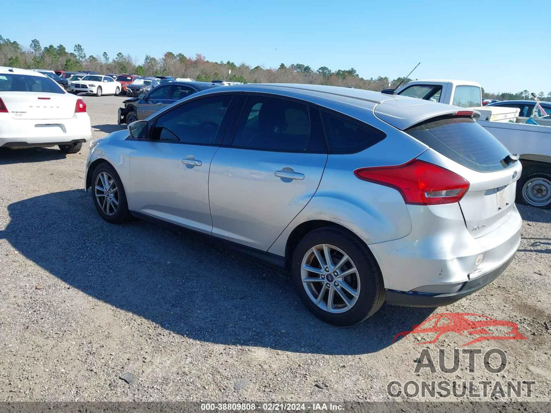 FORD FOCUS 2018 - 1FADP3K26JL294944