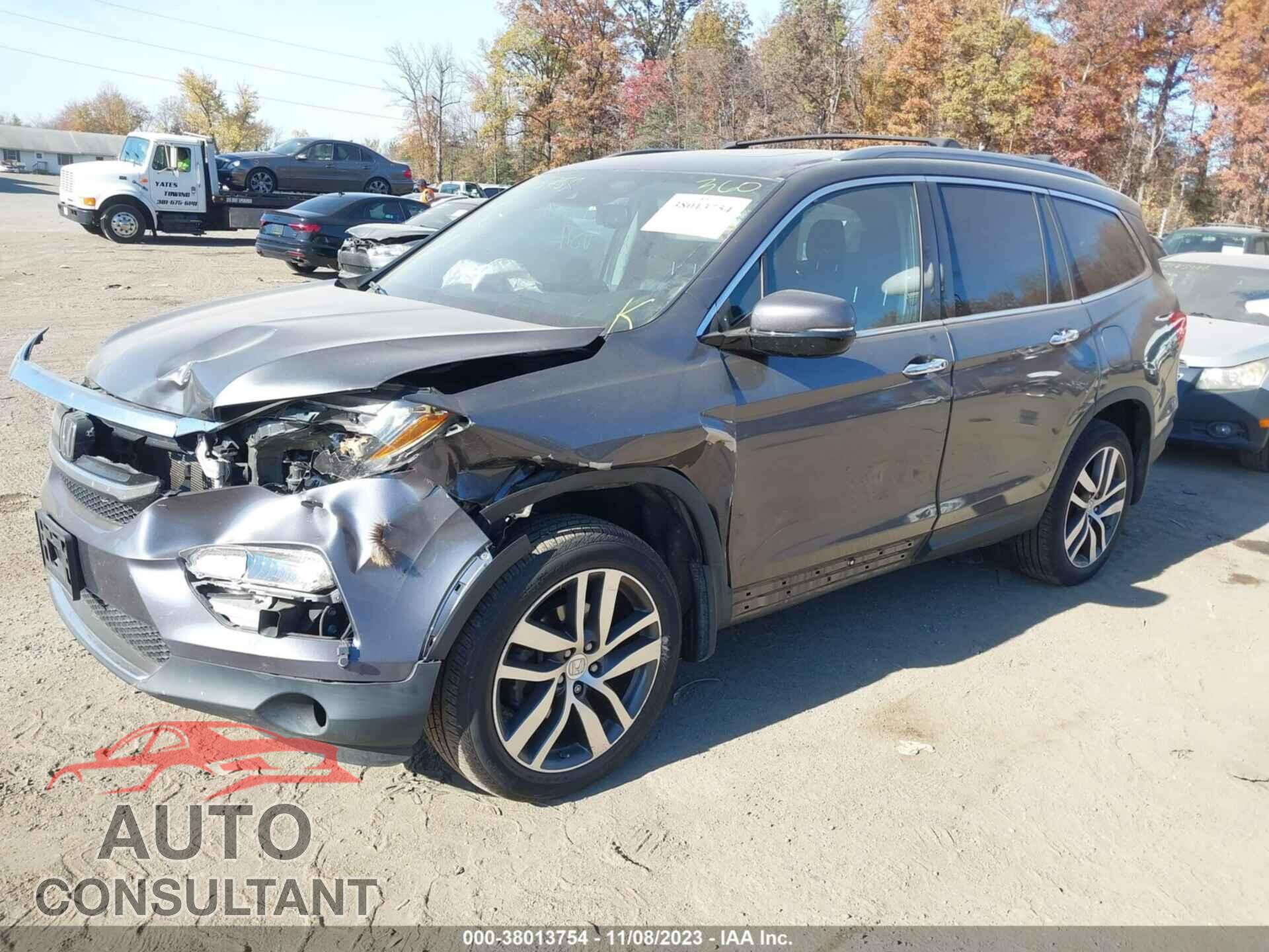 HONDA PILOT 2017 - 5FNYF6H96HB012884