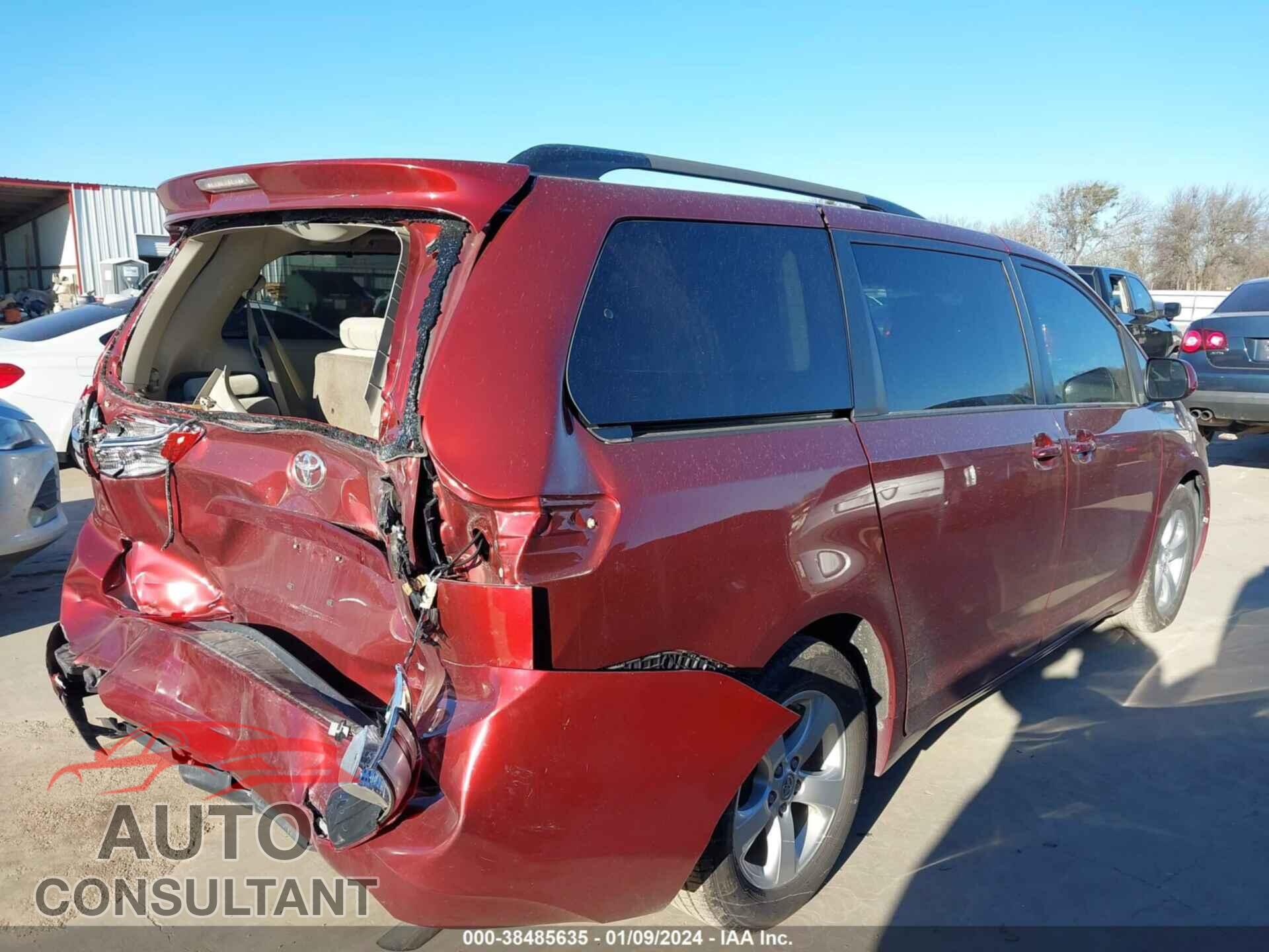 TOYOTA SIENNA 2017 - 5TDKZ3DC8HS786501