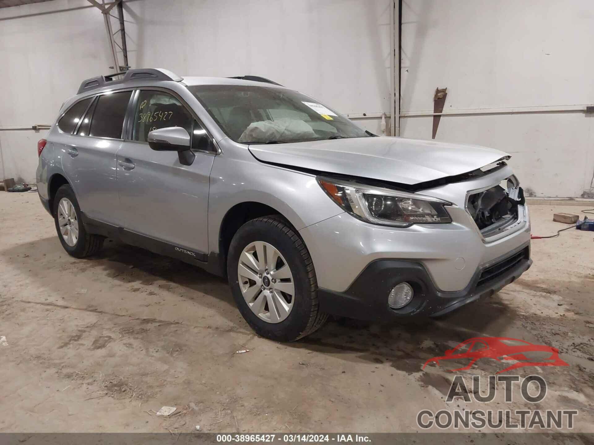 SUBARU OUTBACK 2018 - 4S4BSAFC4J3302610