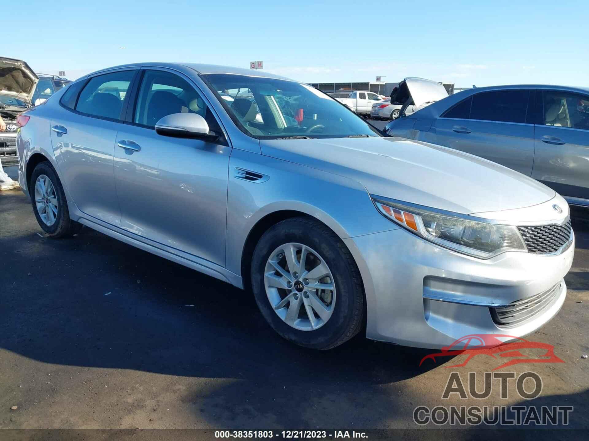 KIA OPTIMA 2018 - 5XXGT4L33JG229582