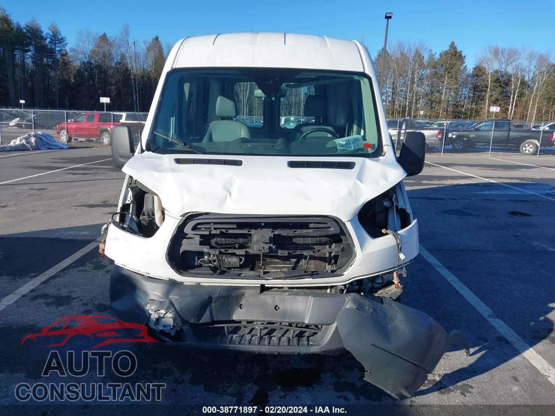 FORD TRANSIT-250 2017 - 1FTYR1CM1HKB03151