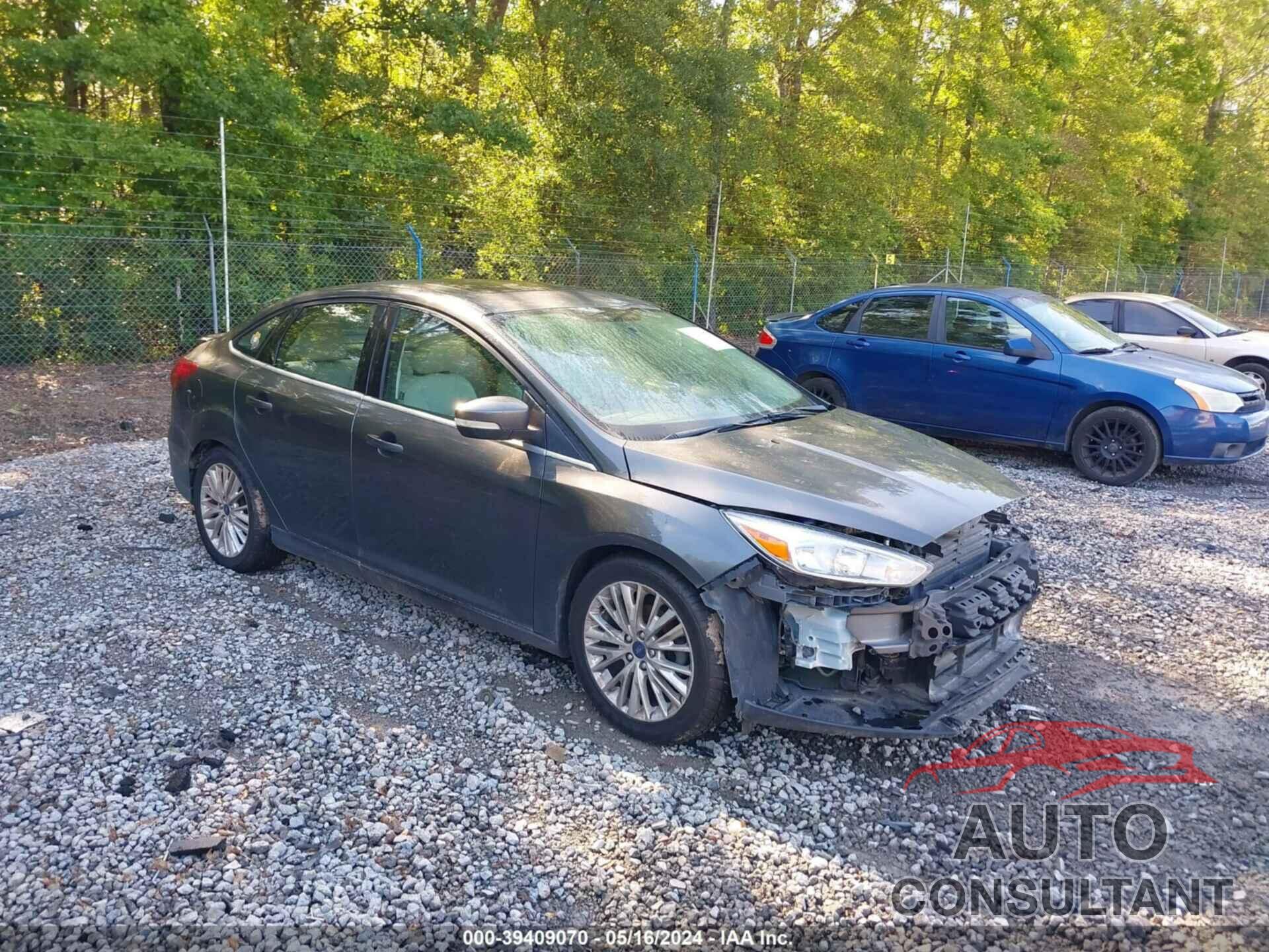 FORD FOCUS 2018 - 1FADP3J25JL293818