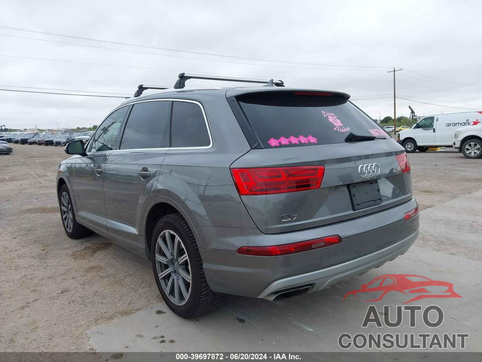 AUDI Q7 2018 - WA1LHAF71JD023453