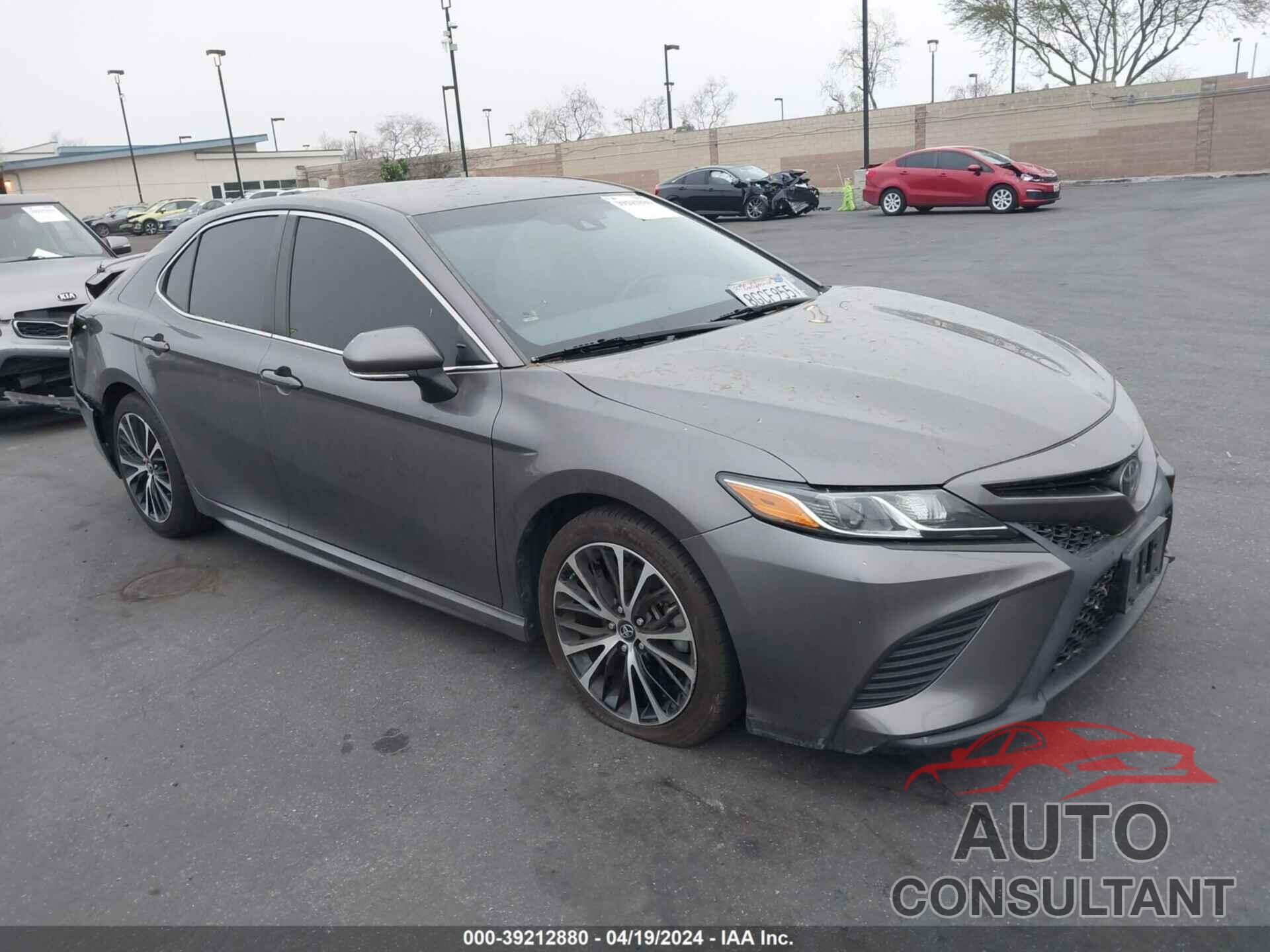 TOYOTA CAMRY 2019 - 4T1B11HK9KU163416