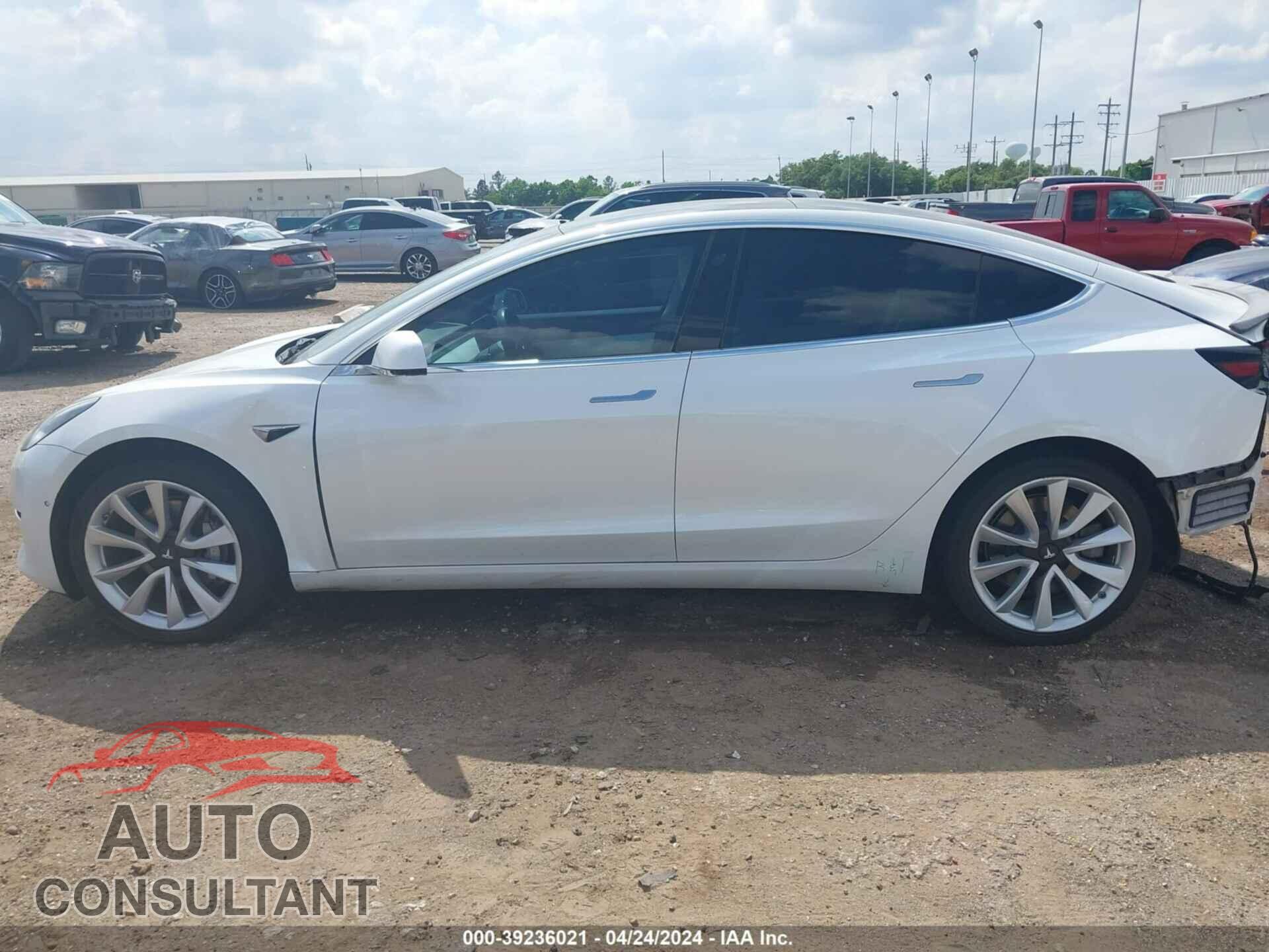 TESLA MODEL 3 2019 - 5YJ3E1EA8KF332875