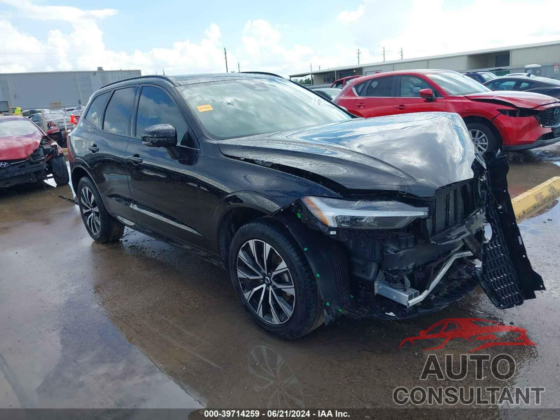 VOLVO XC60 2024 - YV4L12RL2R1861199