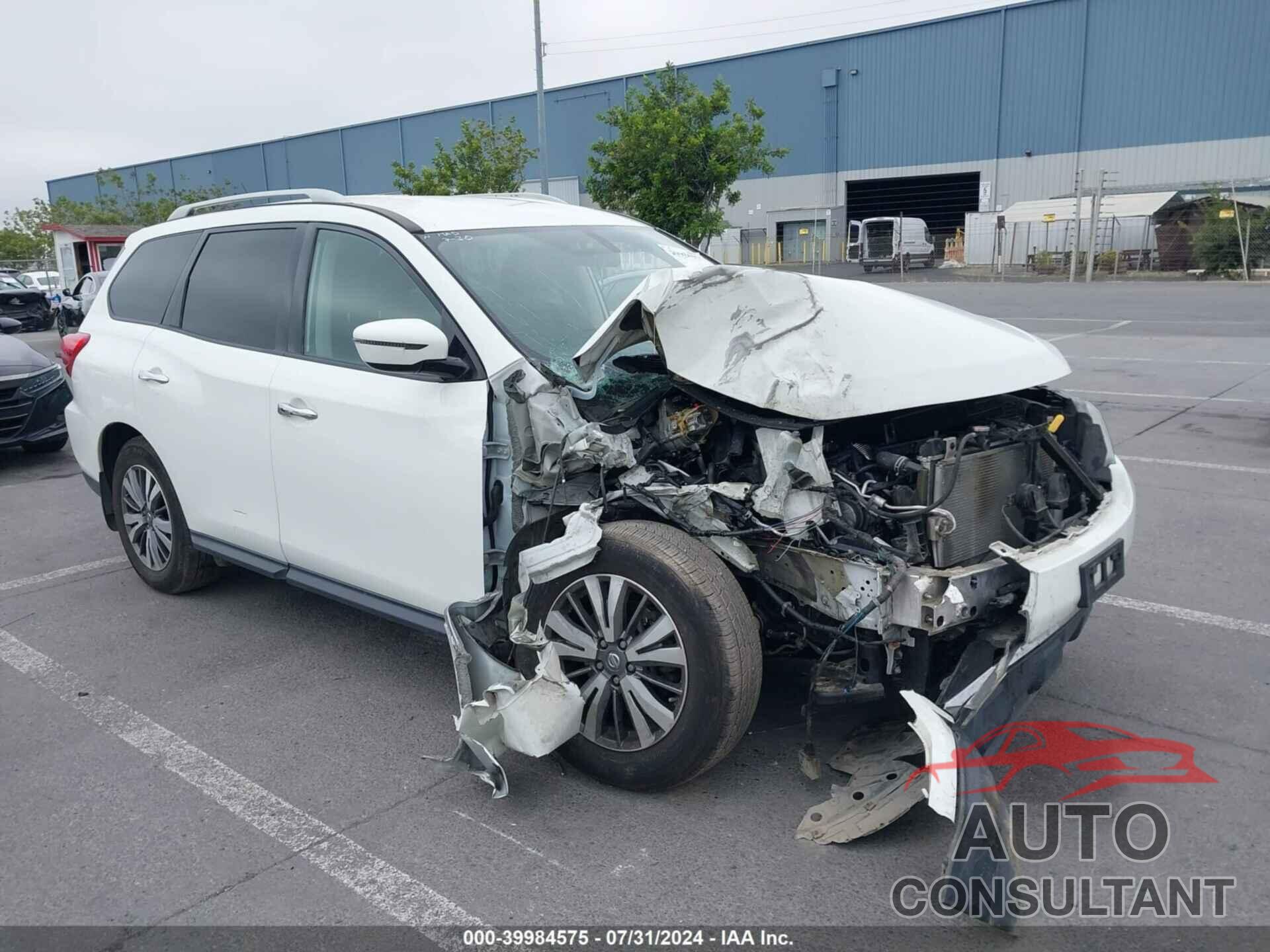 NISSAN PATHFINDER 2018 - 5N1DR2MM7JC643540