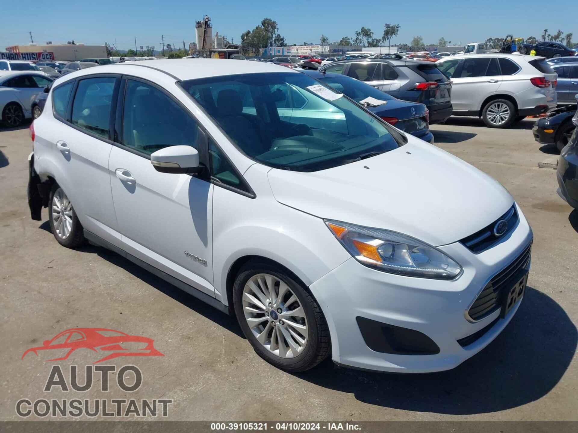 FORD C-MAX 2017 - 1FADP5AU3HL117213