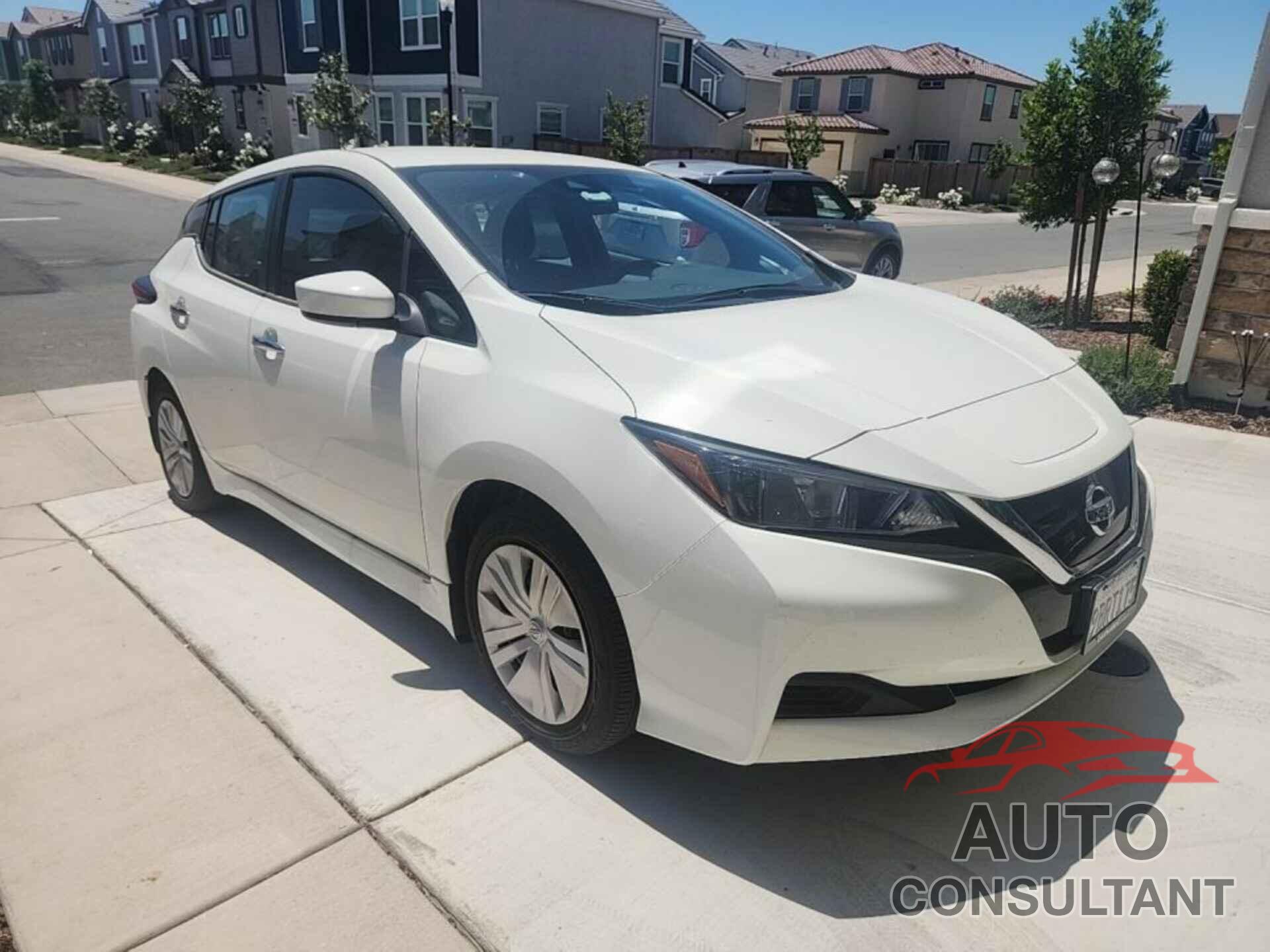NISSAN LEAF 2022 - 1N4AZ1BV4NC562603