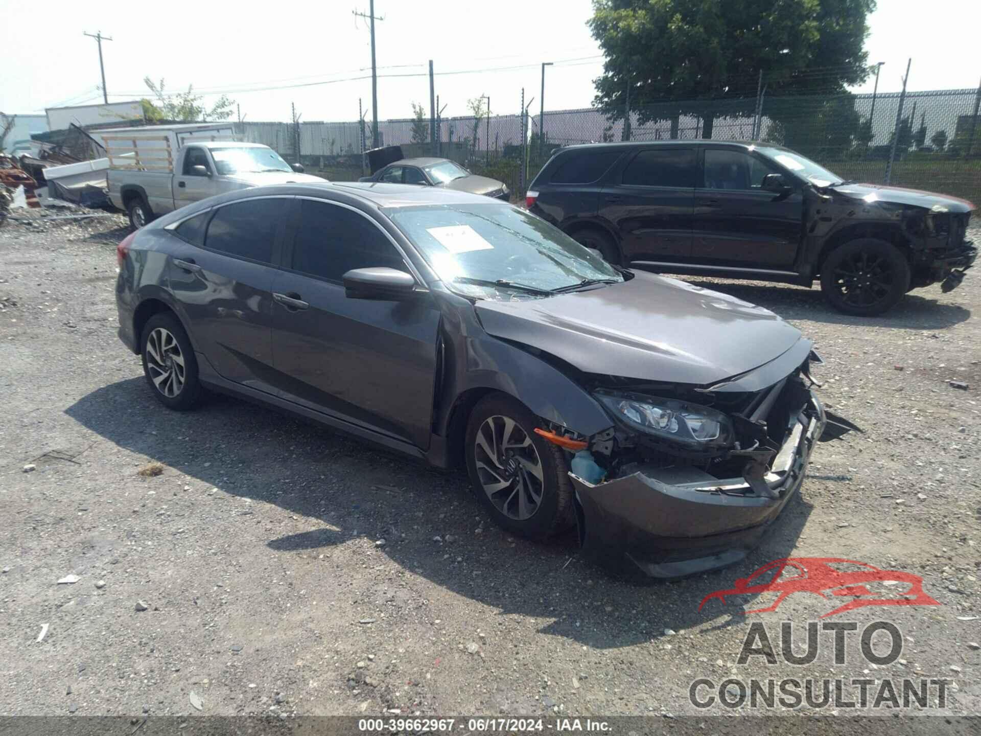 HONDA CIVIC 2018 - 2HGFC2F70JH503821