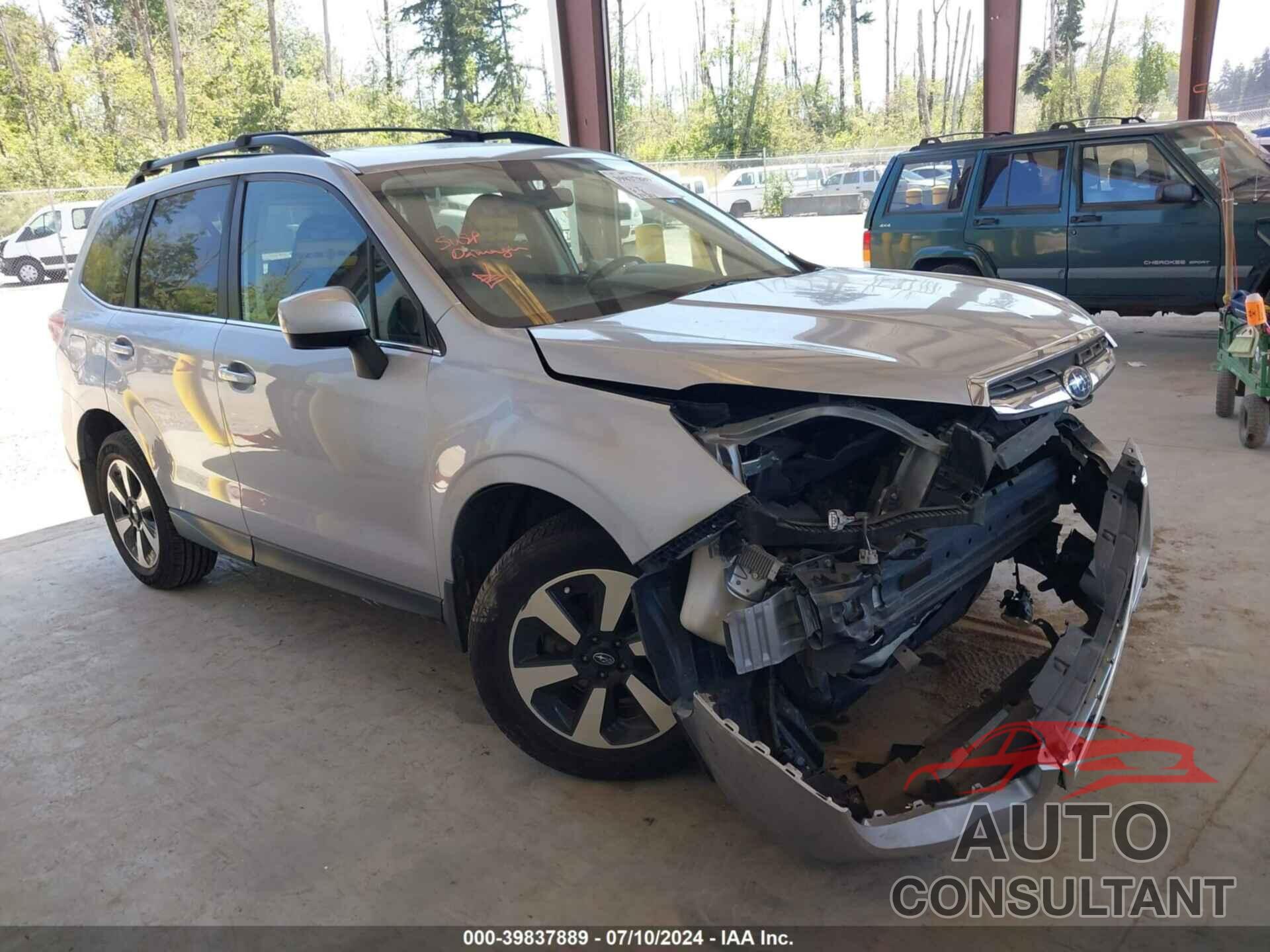 SUBARU FORESTER 2018 - JF2SJAJC1JH579248