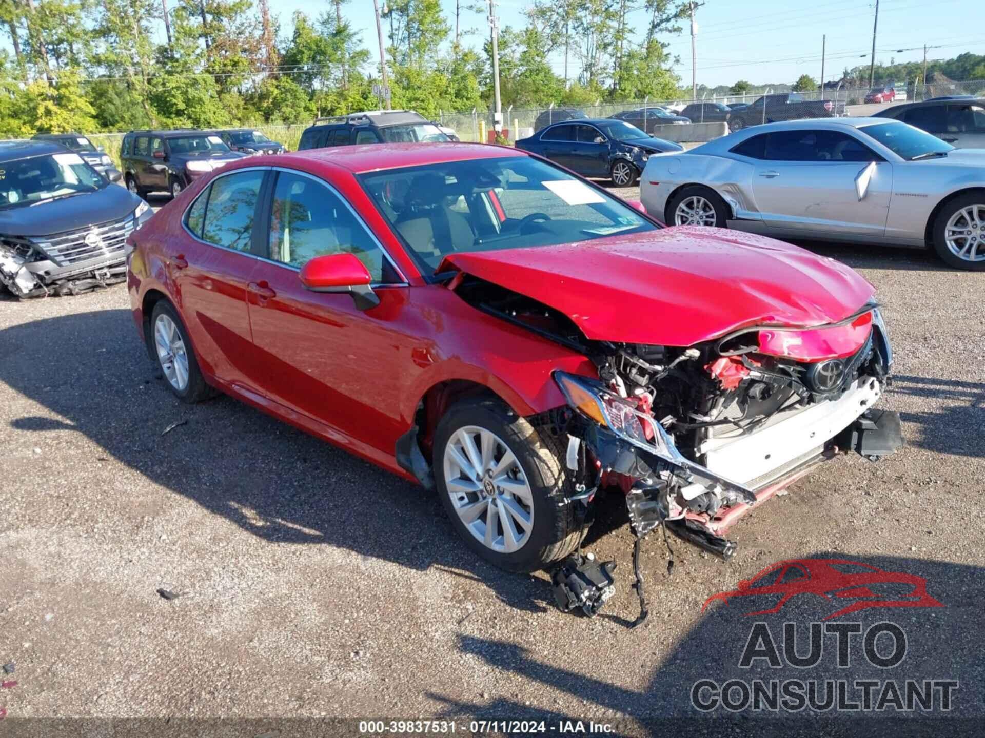 TOYOTA CAMRY 2024 - 4T1C11AK4RU207329