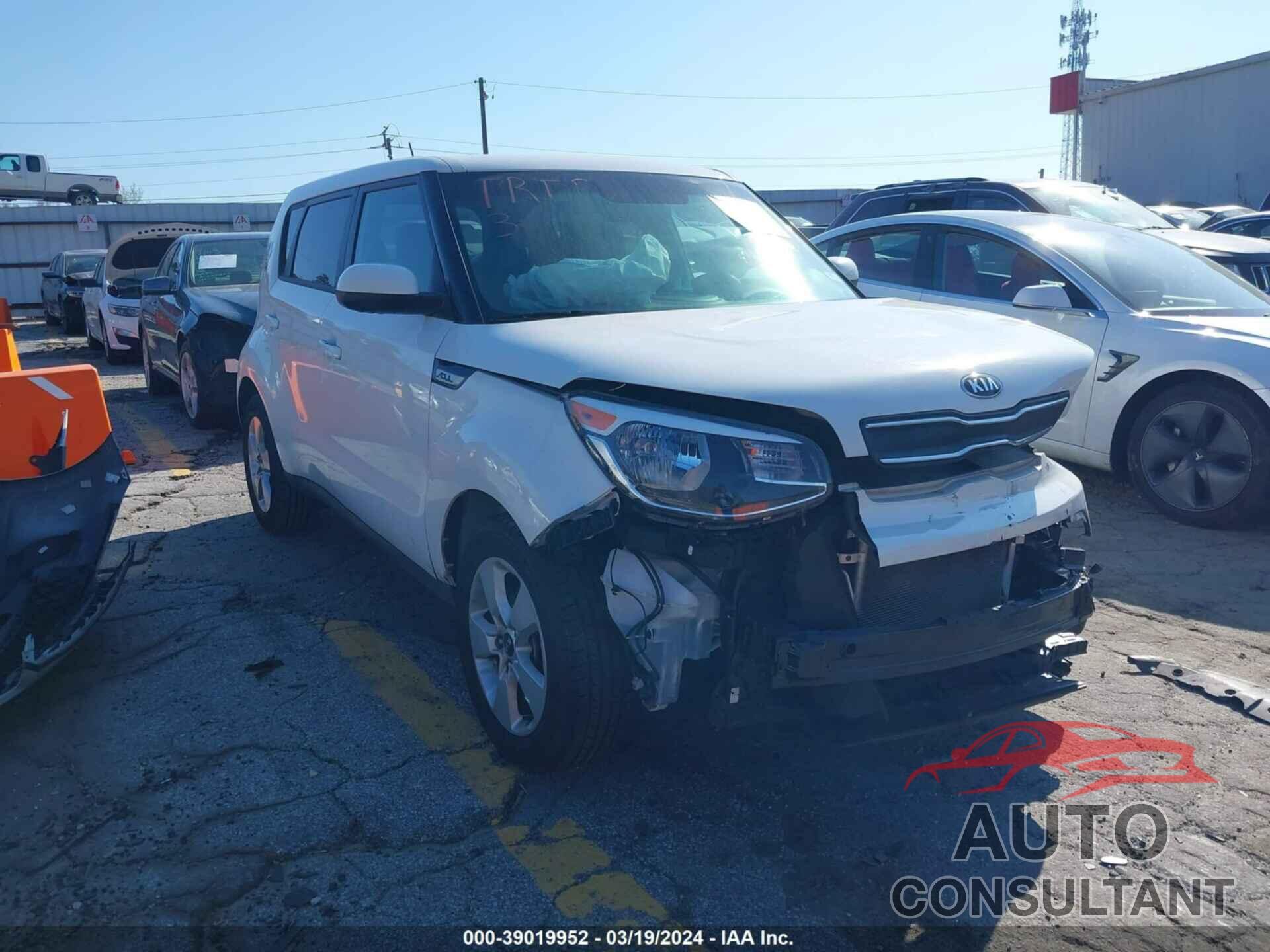 KIA SOUL 2018 - KNDJN2A22J7563898
