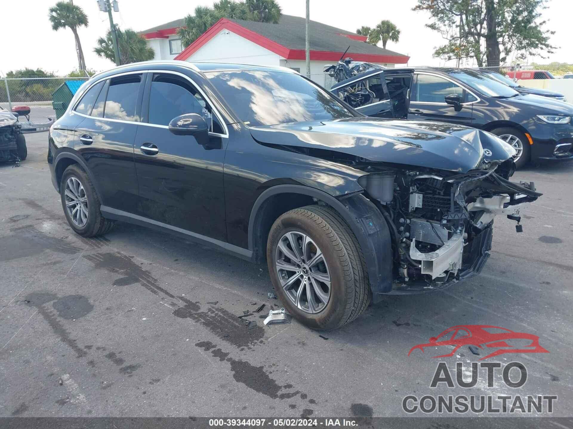 MERCEDES-BENZ GLC 300 2023 - W1NKM4HB3PF062874
