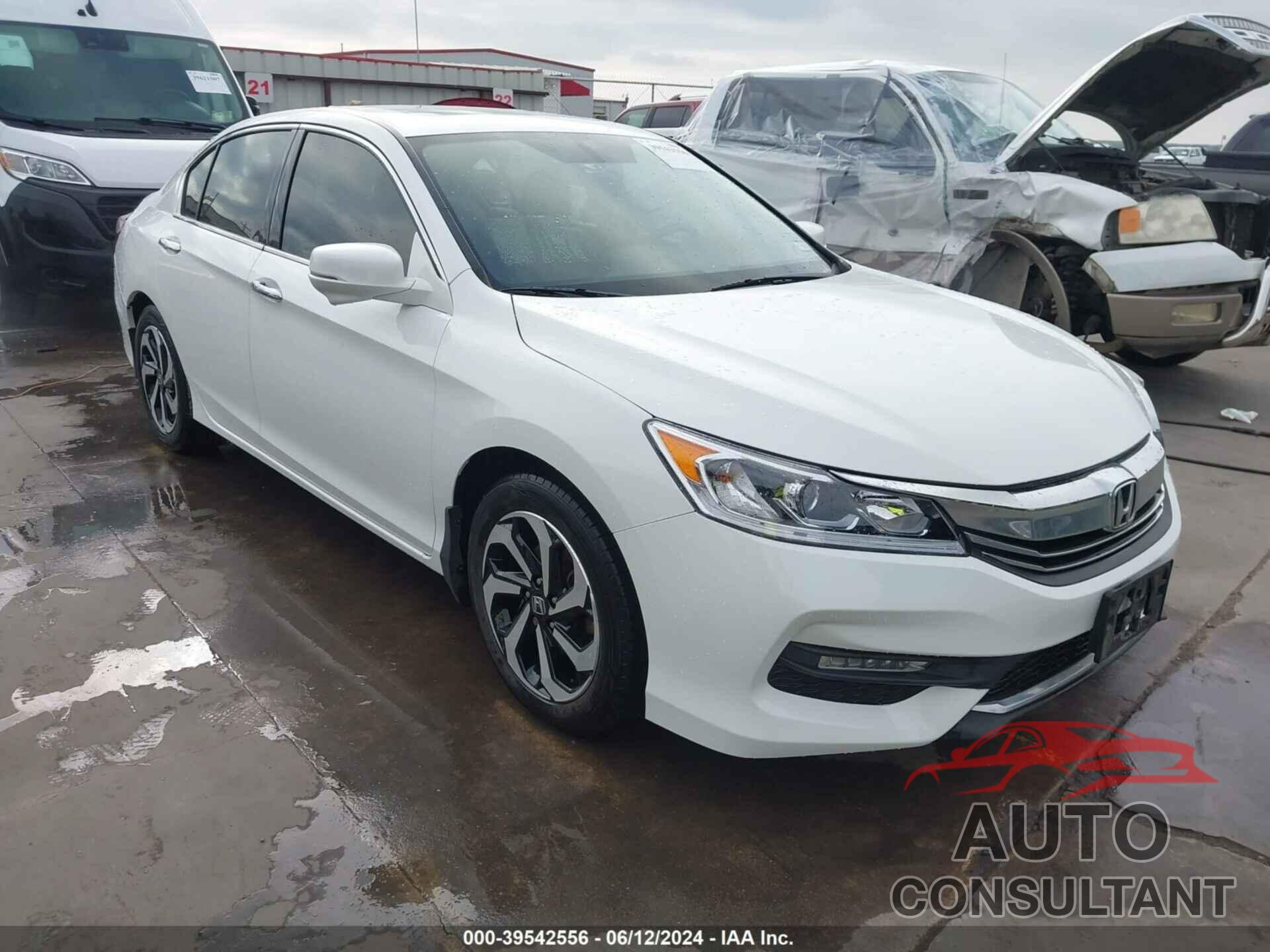 HONDA ACCORD 2017 - 1HGCR3F82HA010926