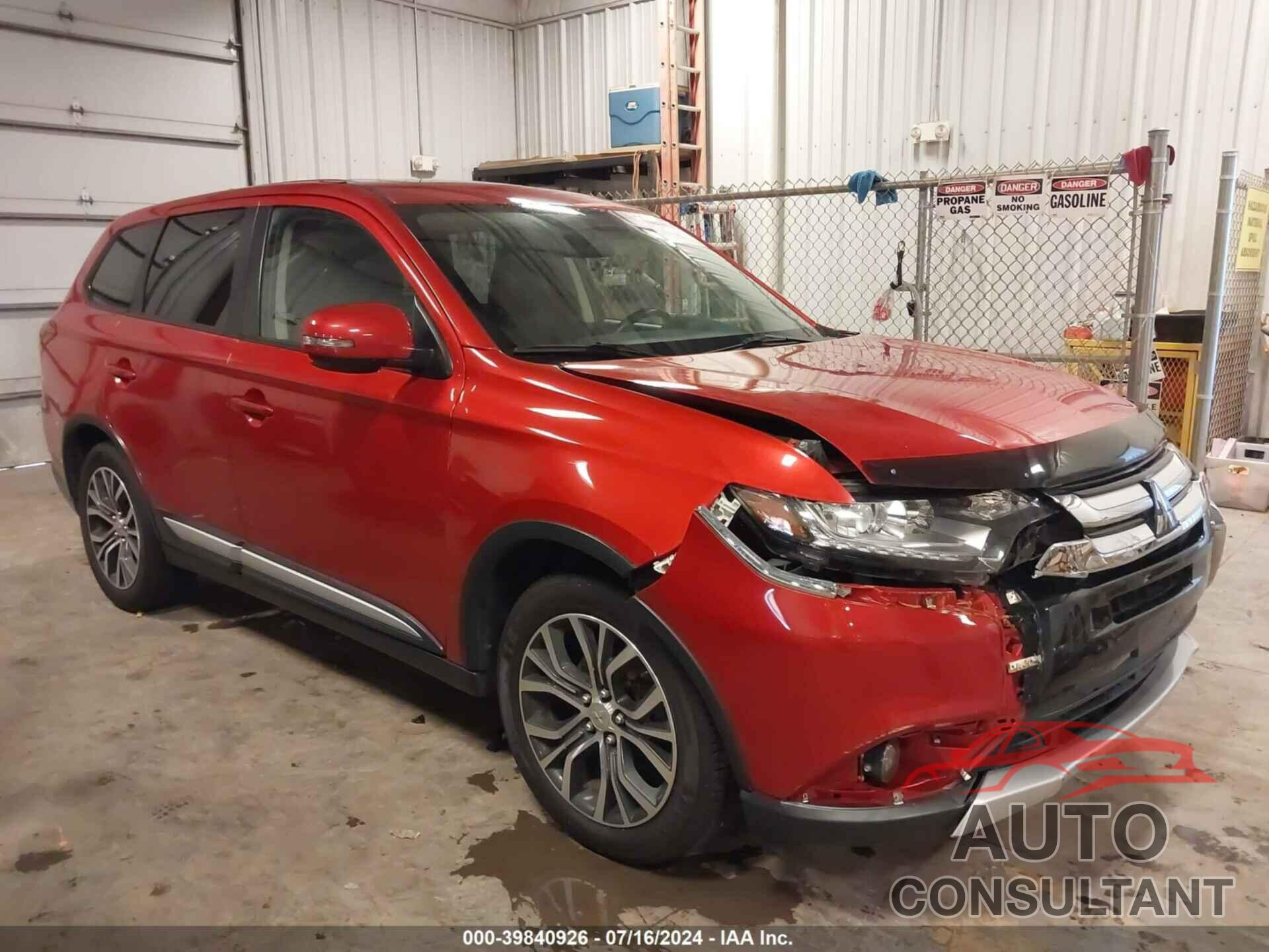 MITSUBISHI OUTLANDER 2017 - JA4AD3A31HZ024439