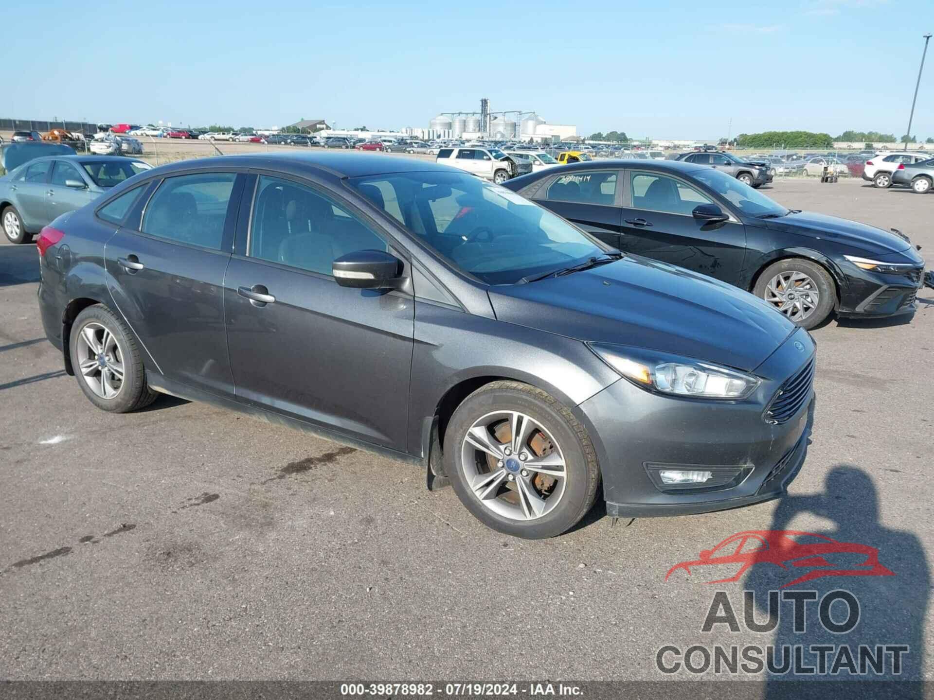 FORD FOCUS 2018 - 1FADP3F21JL270416