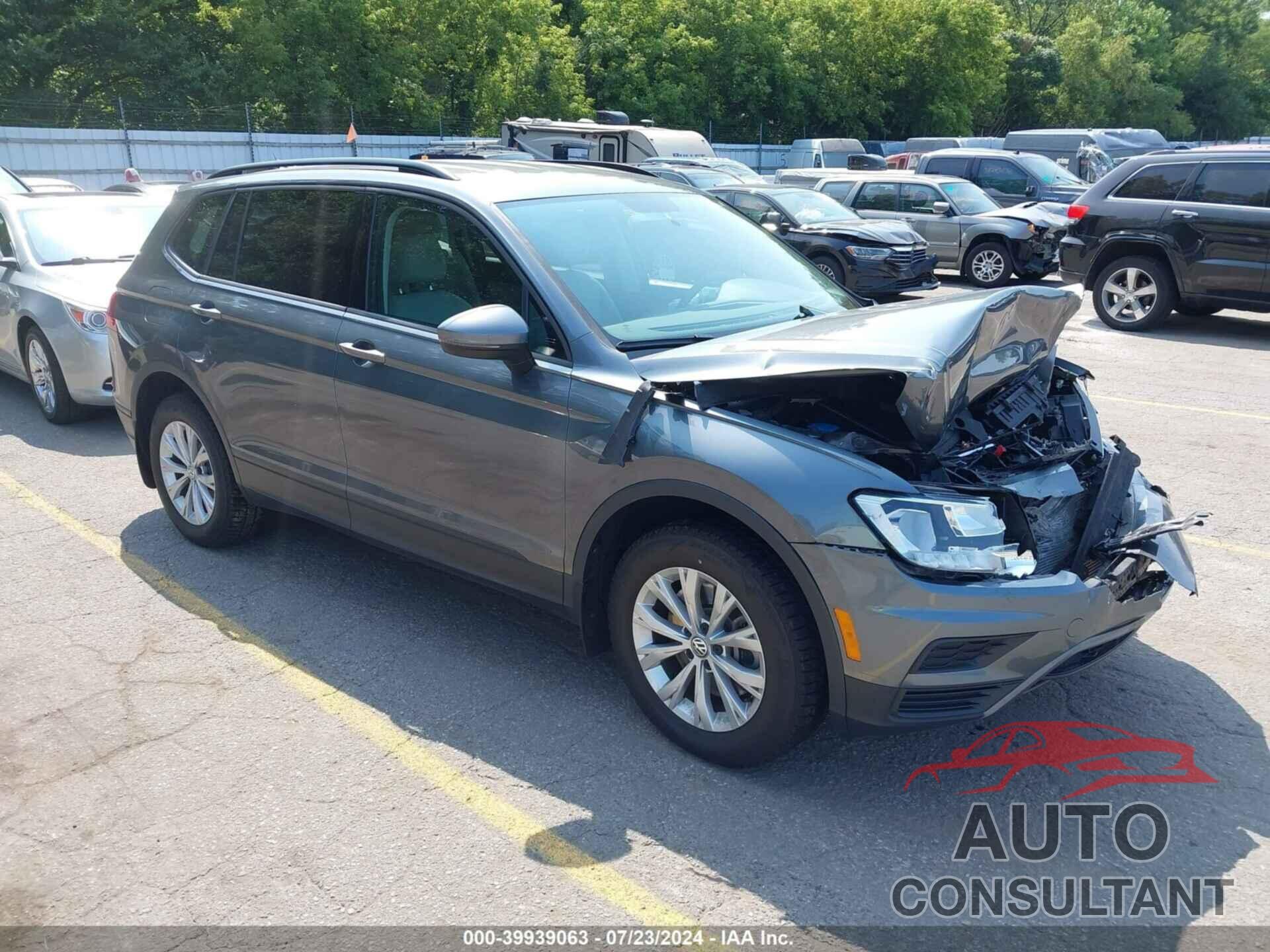 VOLKSWAGEN TIGUAN 2019 - 3VV0B7AX1KM176572