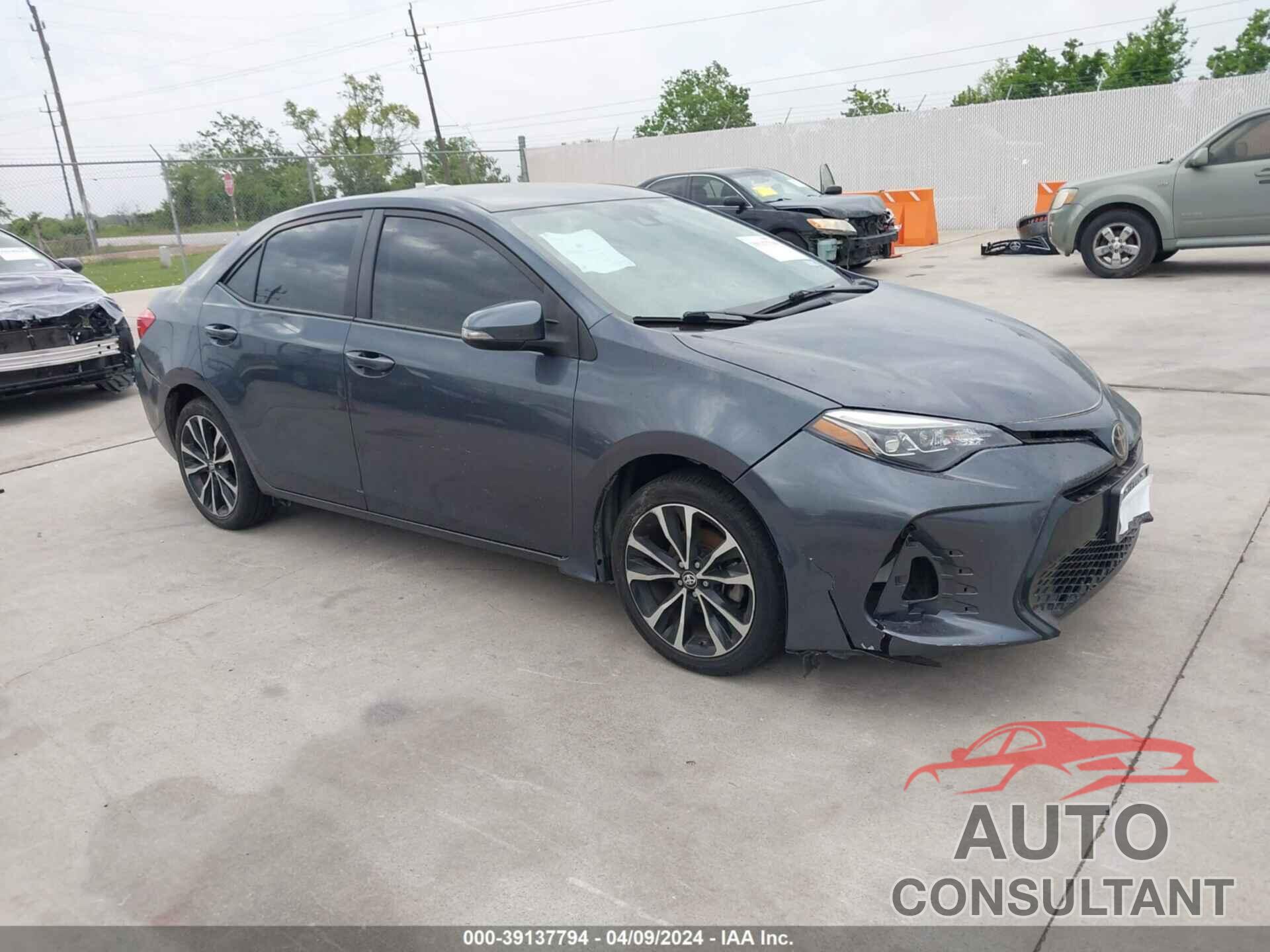 TOYOTA COROLLA 2018 - 5YFBURHE0JP773981