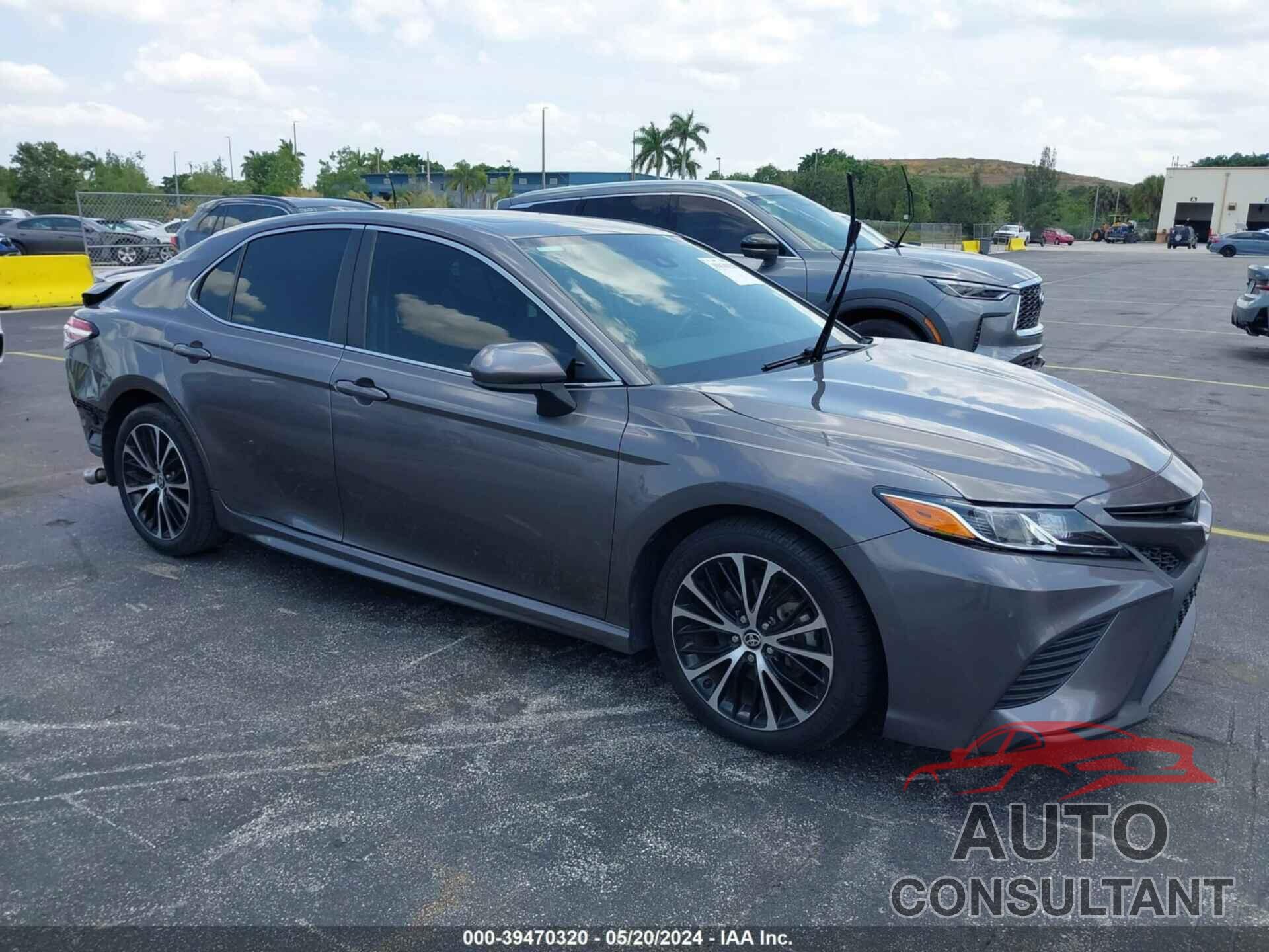 TOYOTA CAMRY 2020 - 4T1G11AK5LU504862