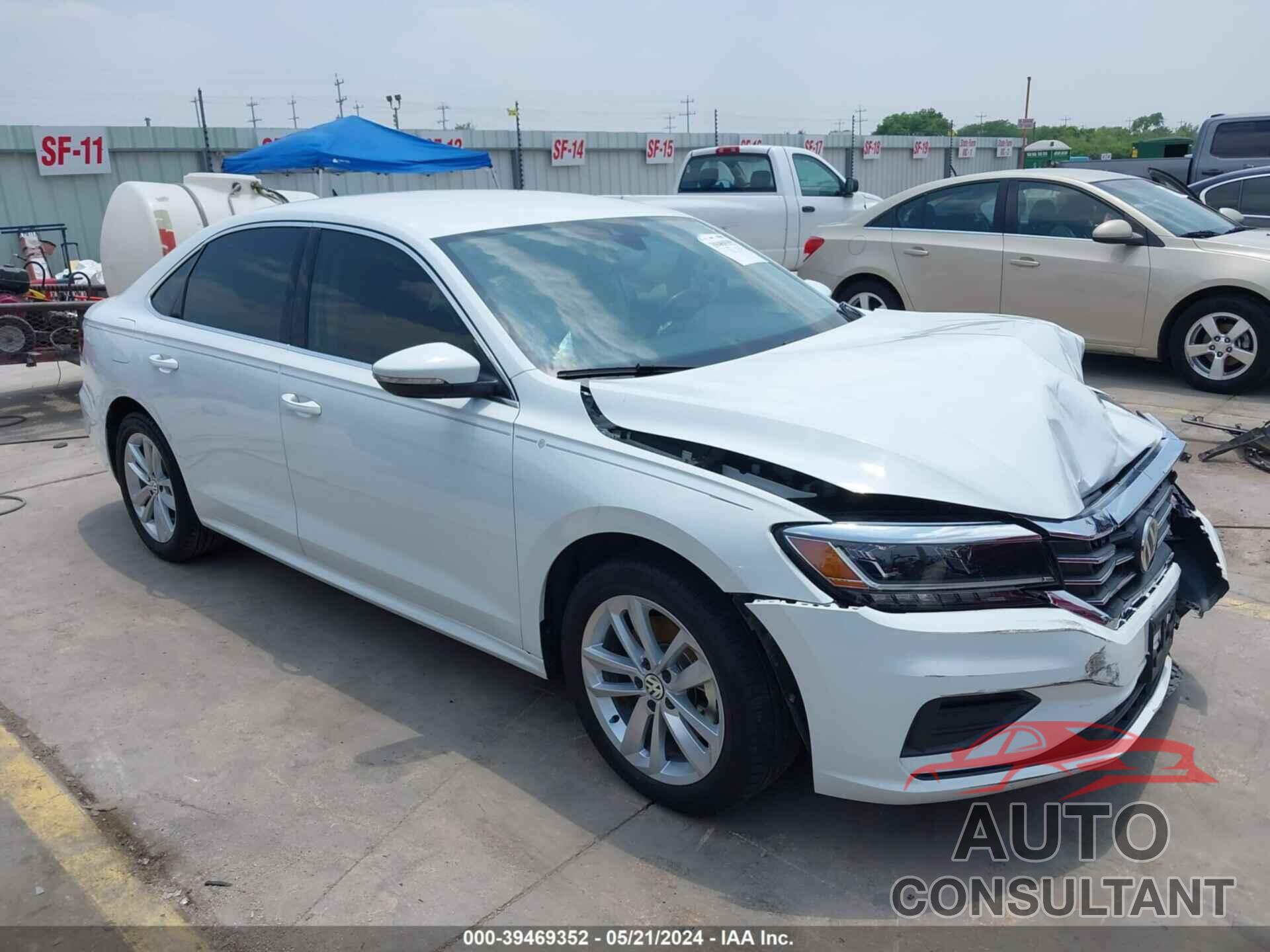 VOLKSWAGEN PASSAT 2020 - 1VWSA7A32LC026588