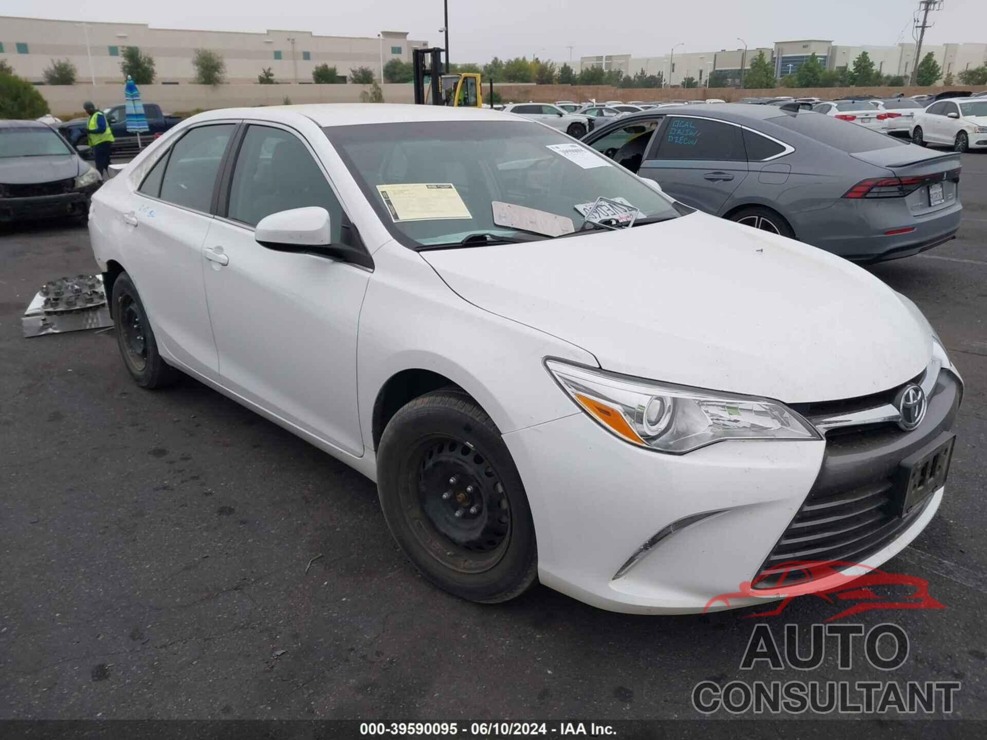 TOYOTA CAMRY 2016 - 4T4BF1FK9GR565440