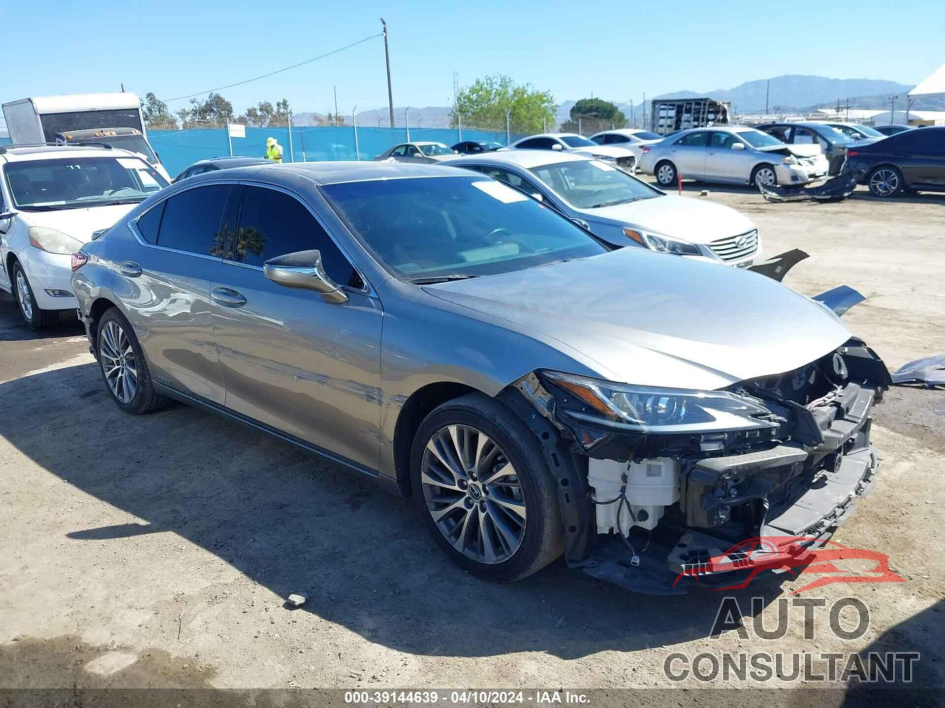 LEXUS ES 300H 2021 - 58ADA1C1XMU008490