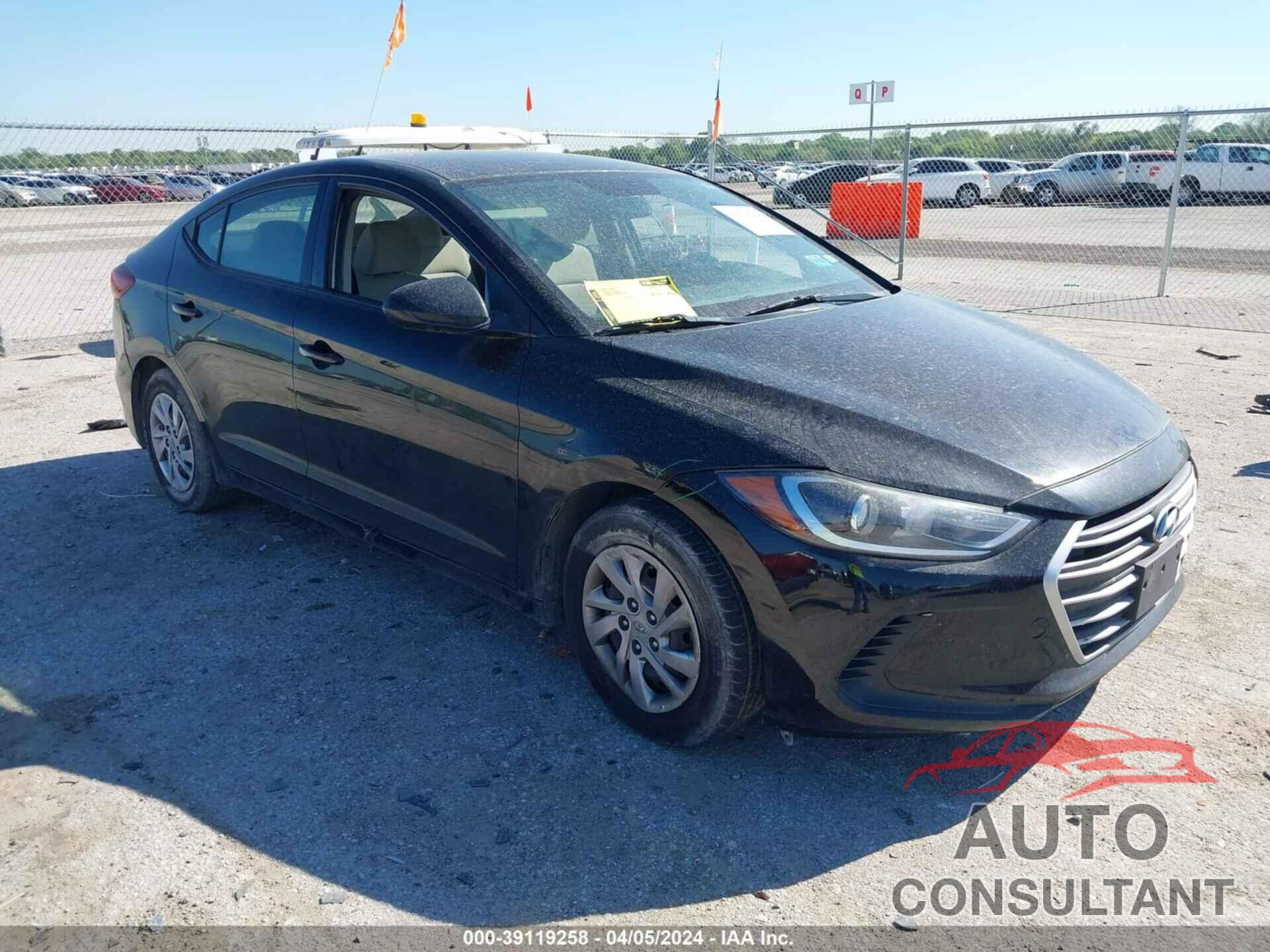 HYUNDAI ELANTRA 2018 - KMHD74LF3JU576241