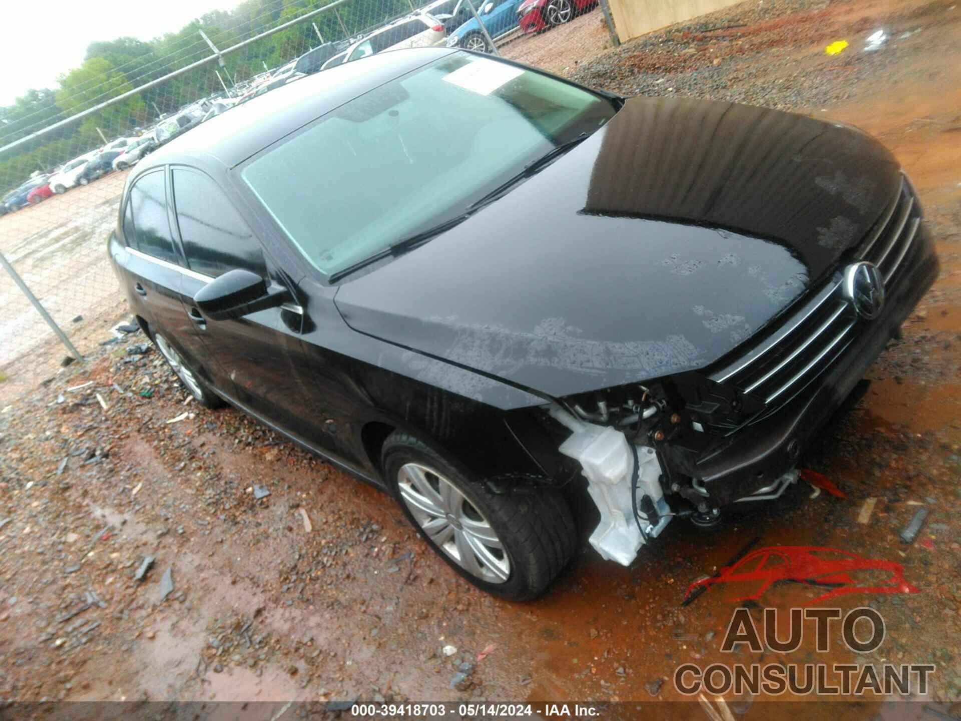VOLKSWAGEN JETTA 2017 - 3VW2B7AJ7HM412876