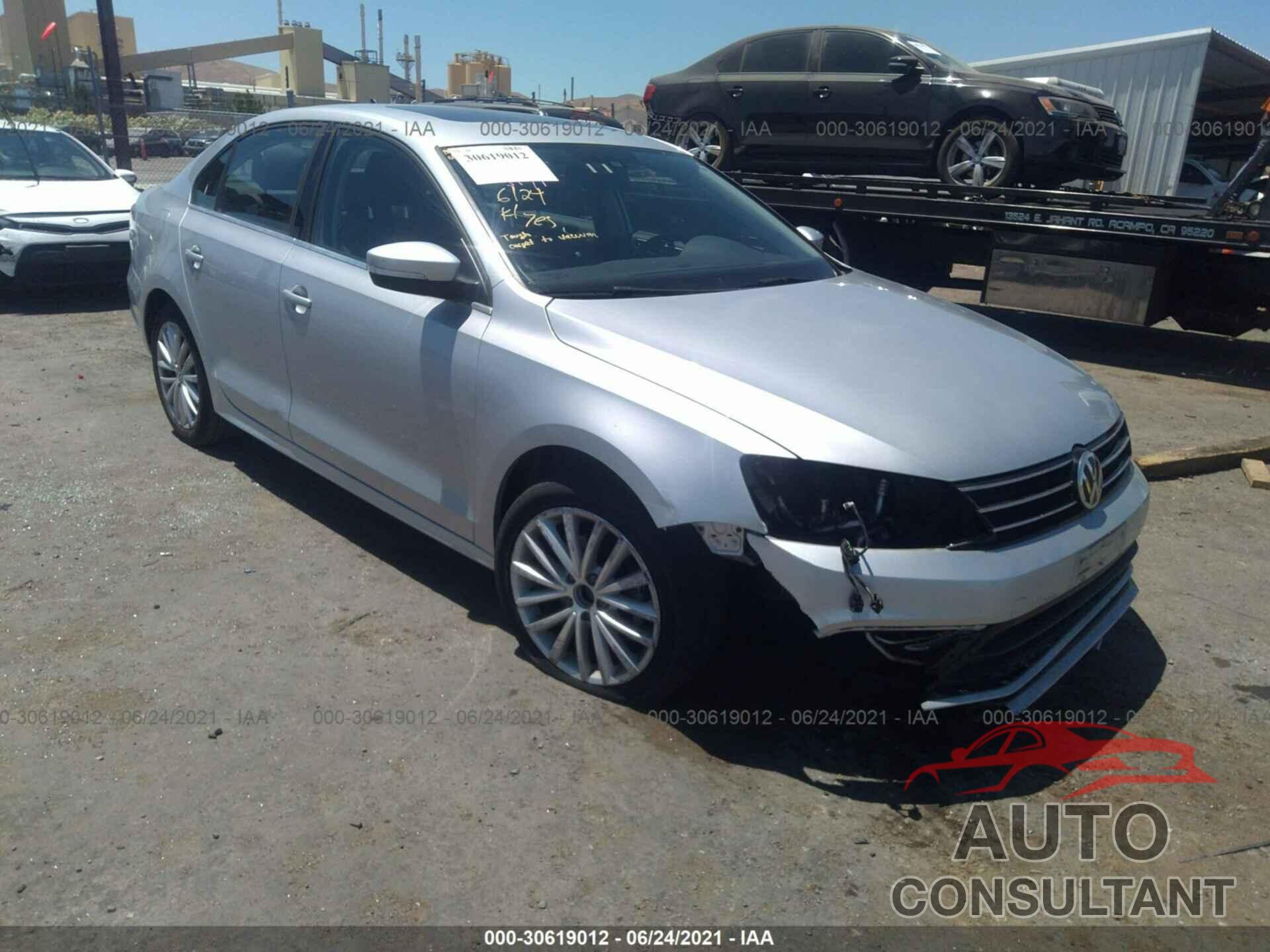 VOLKSWAGEN JETTA SEDAN 2016 - 3VWL17AJ4GM338192