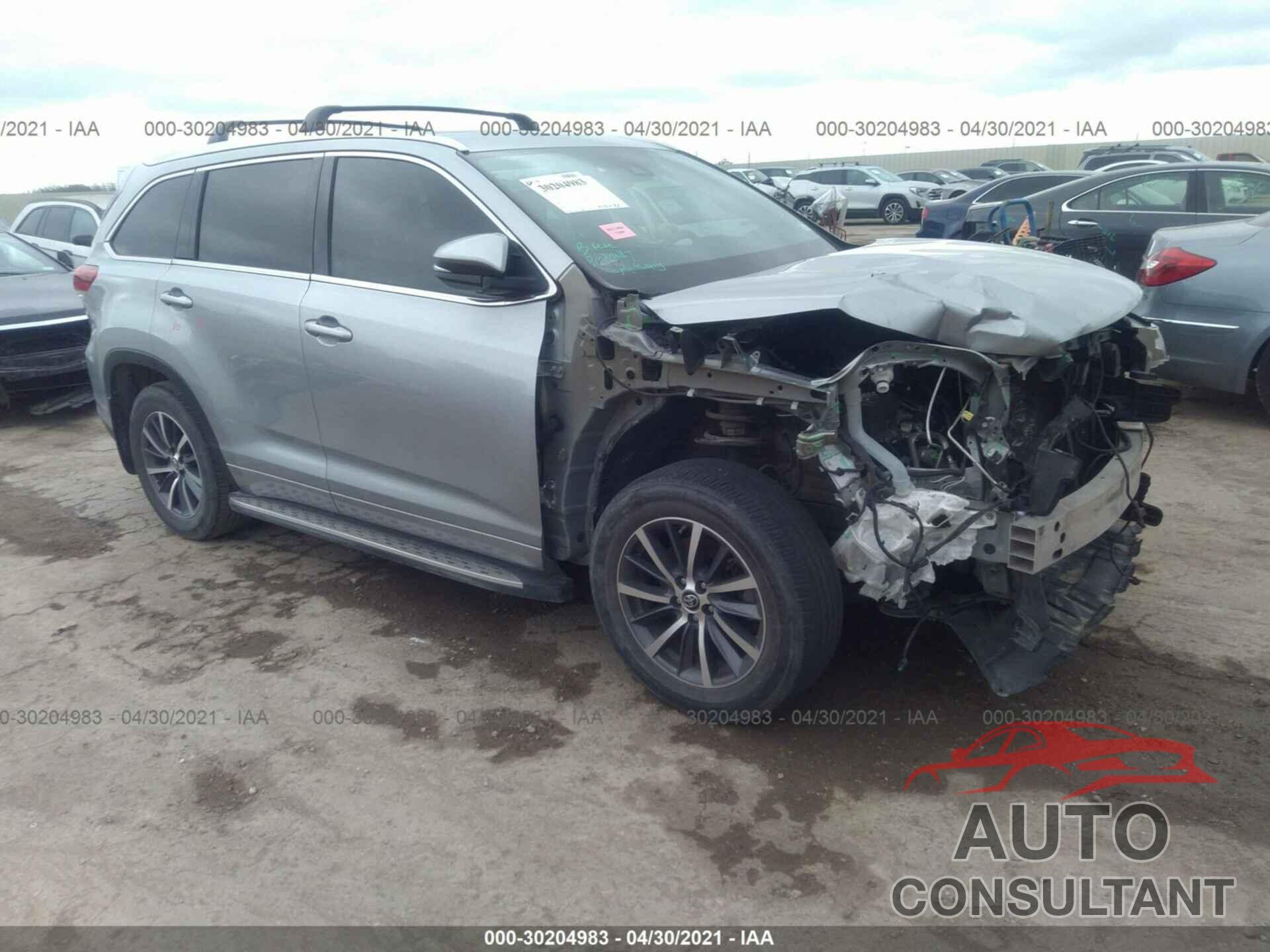 TOYOTA HIGHLANDER 2017 - 5TDKZRFH8HS522528