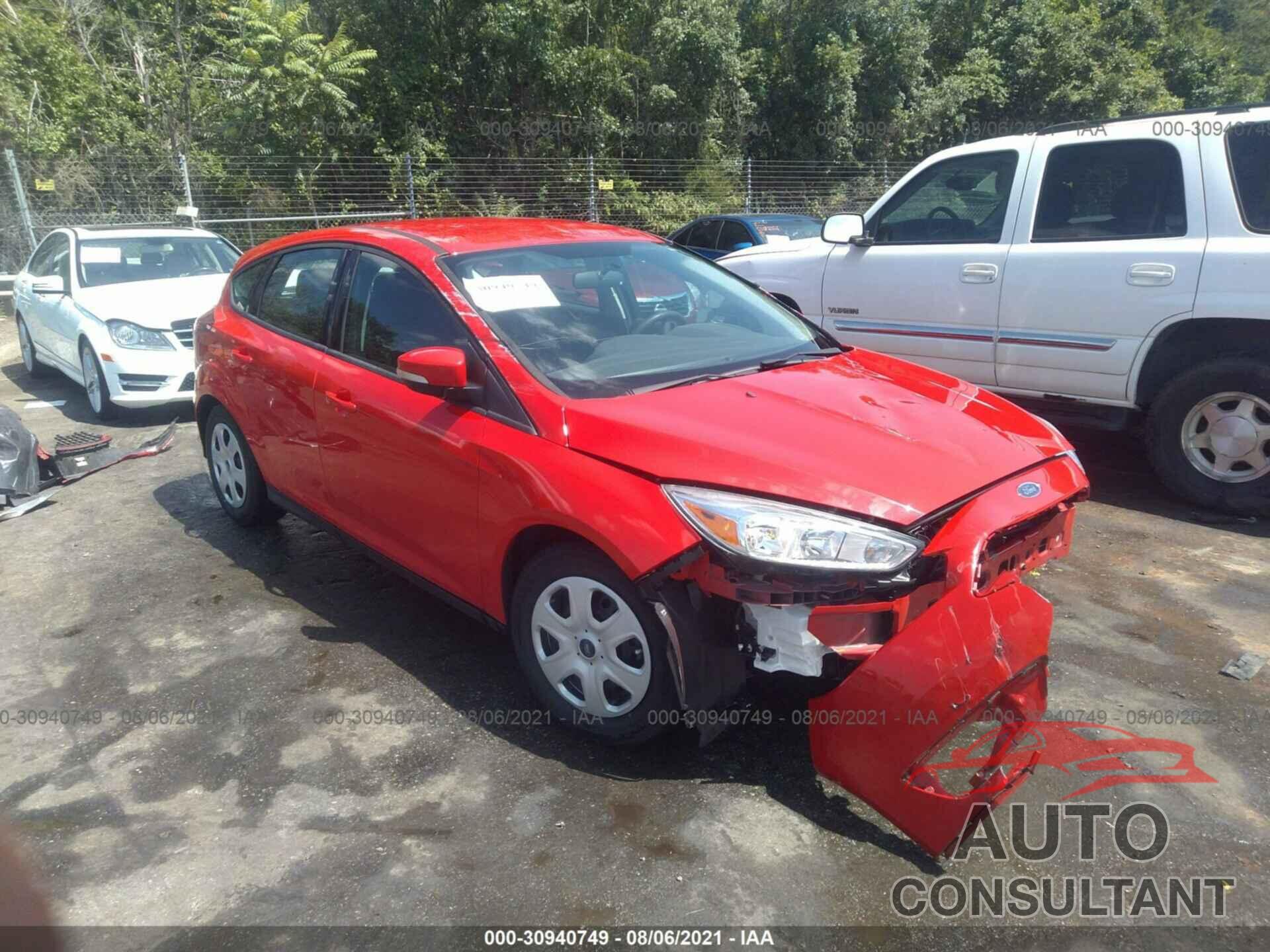 FORD FOCUS 2016 - 1FADP3K25GL259627