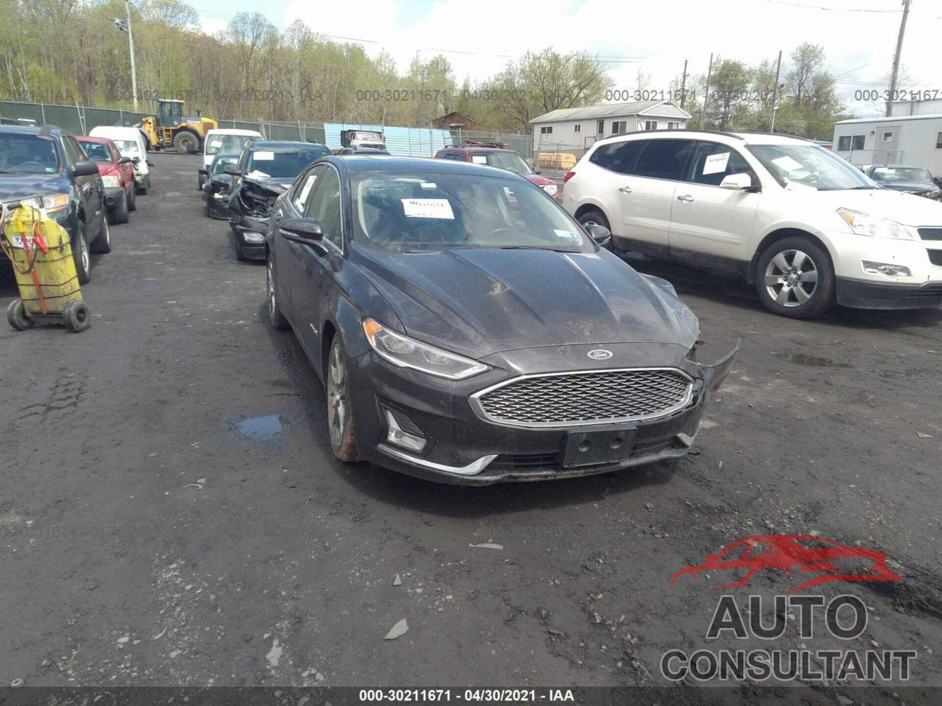 FORD FUSION HYBRID 2019 - 3FA6P0RU5KR185618