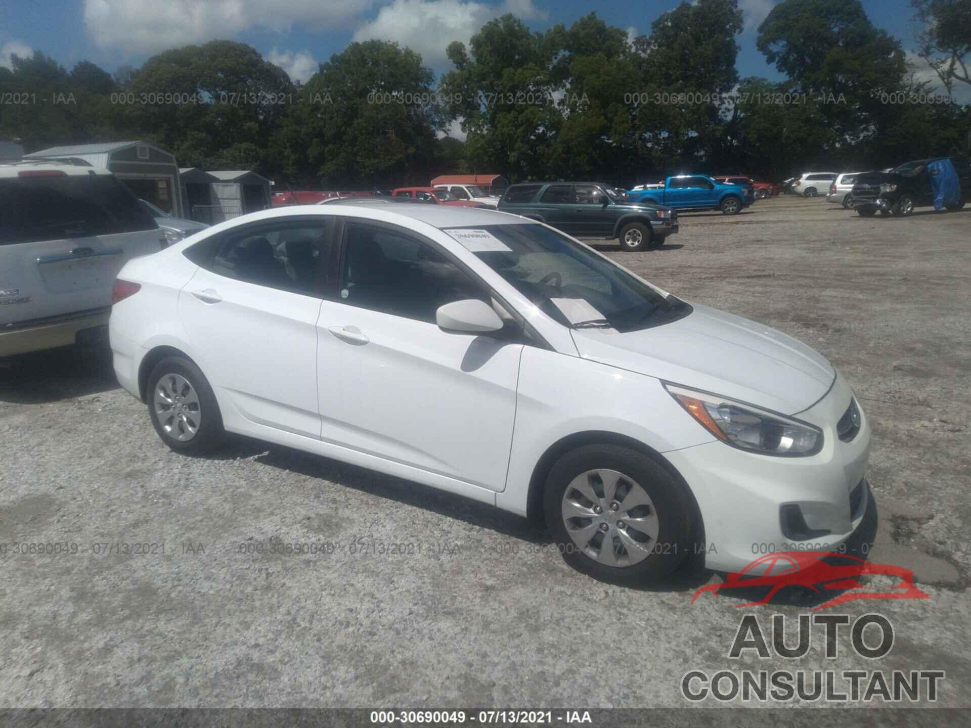 HYUNDAI ACCENT 2017 - KMHCT4AE3HU241749