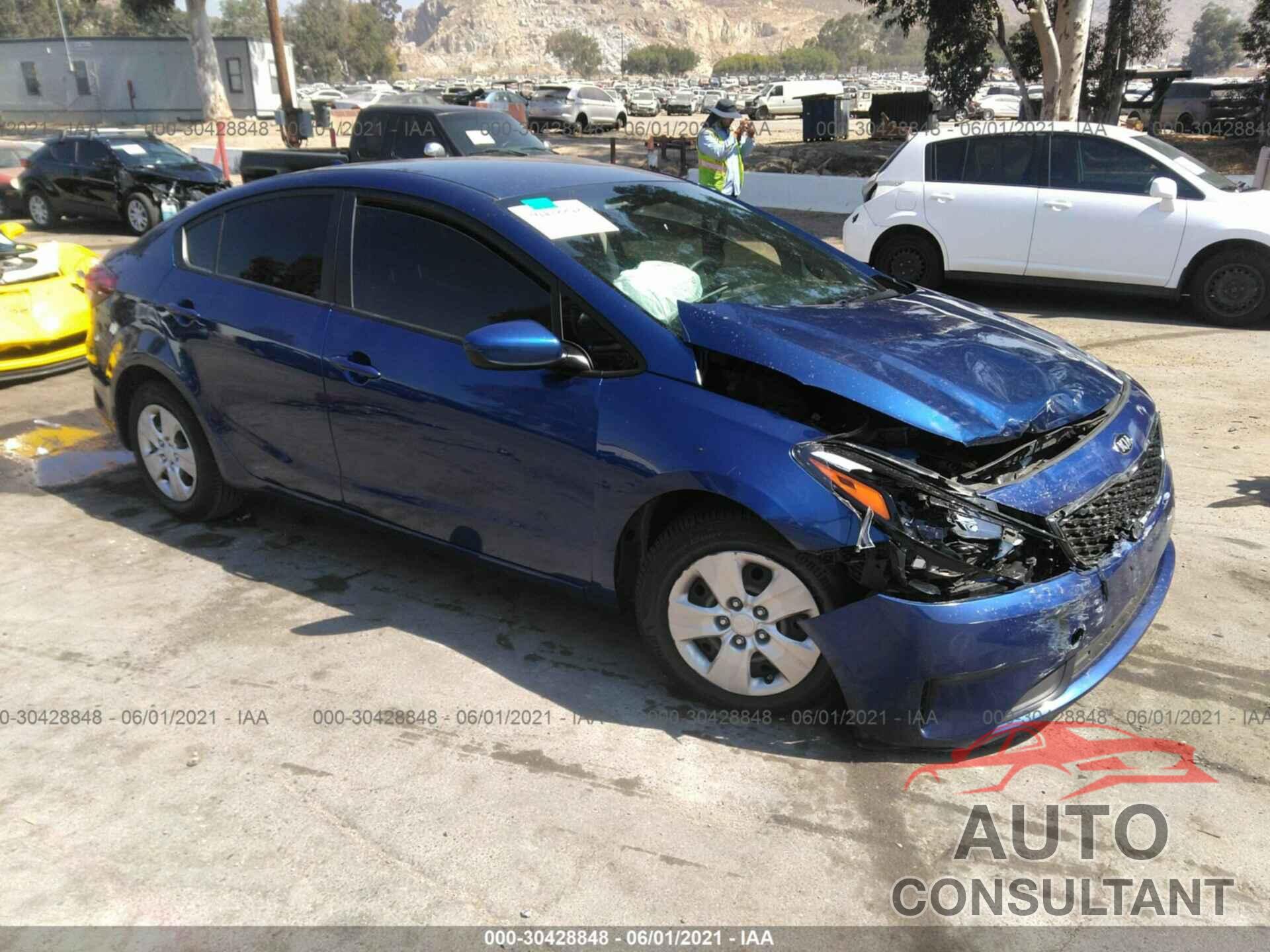 KIA FORTE 2018 - 3KPFK4A70JE213904