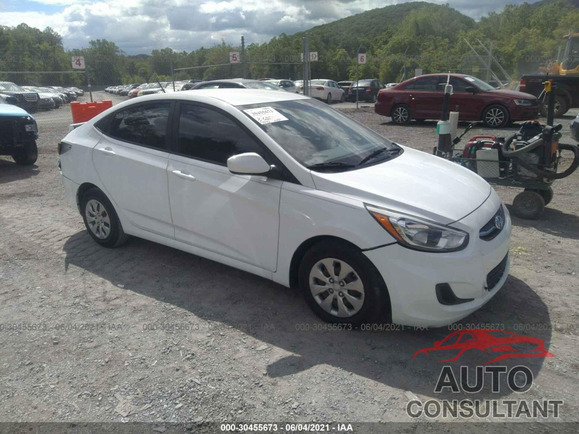 HYUNDAI ACCENT 2016 - KMHCT4AEXGU102863