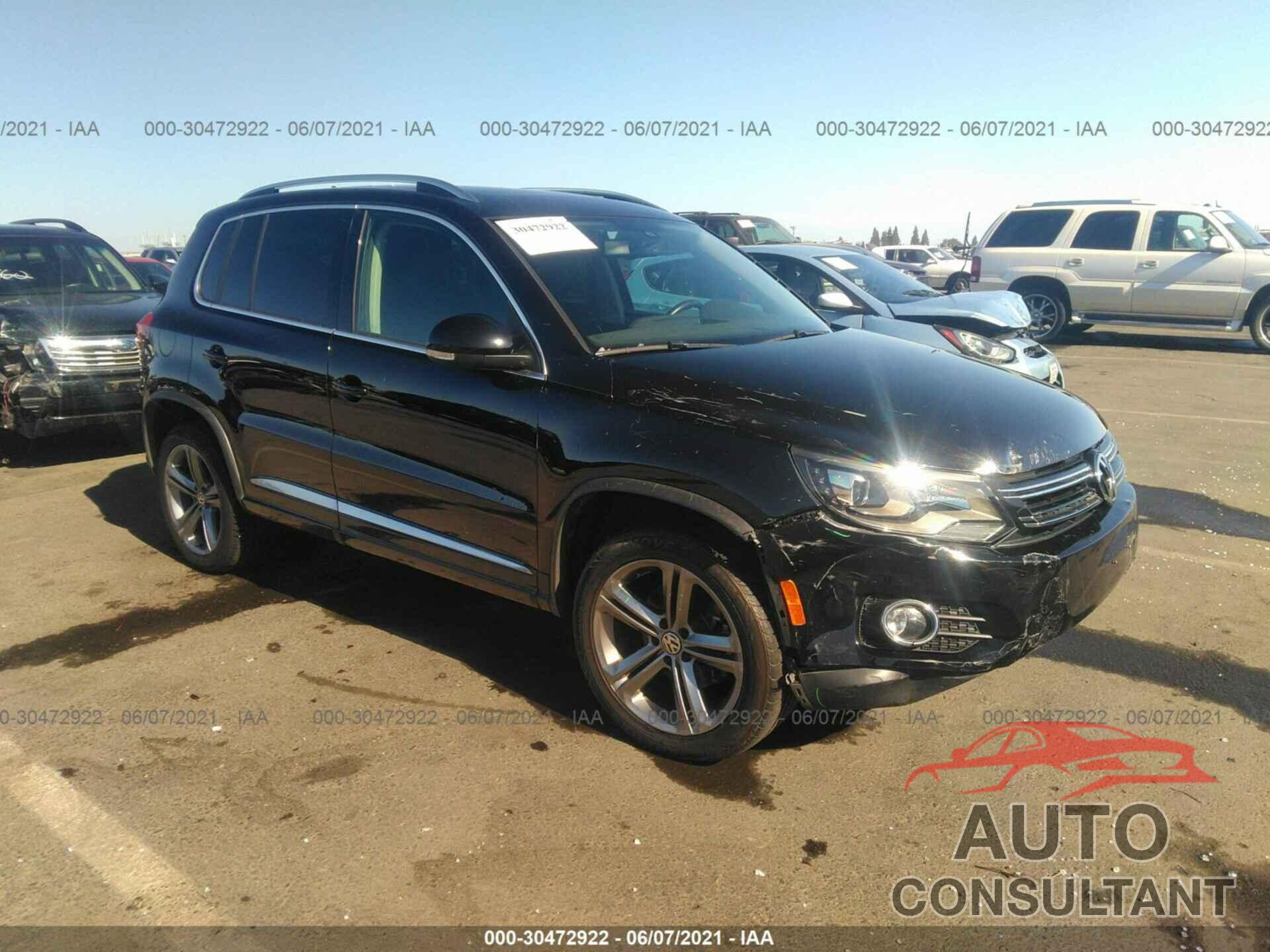 VOLKSWAGEN TIGUAN 2017 - WVGTV7AX9HK007463