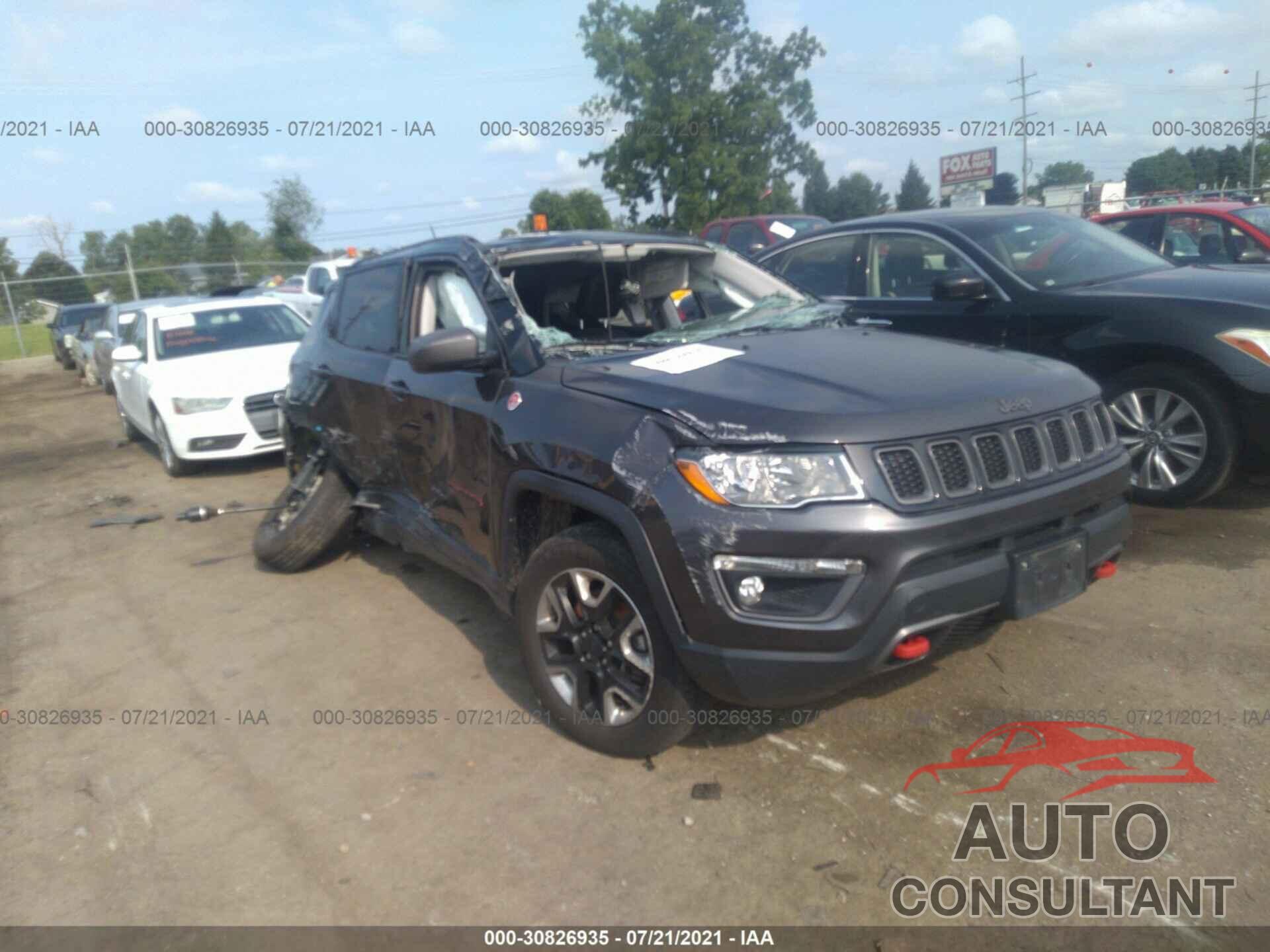 JEEP COMPASS 2018 - 3C4NJDDB8JT451235