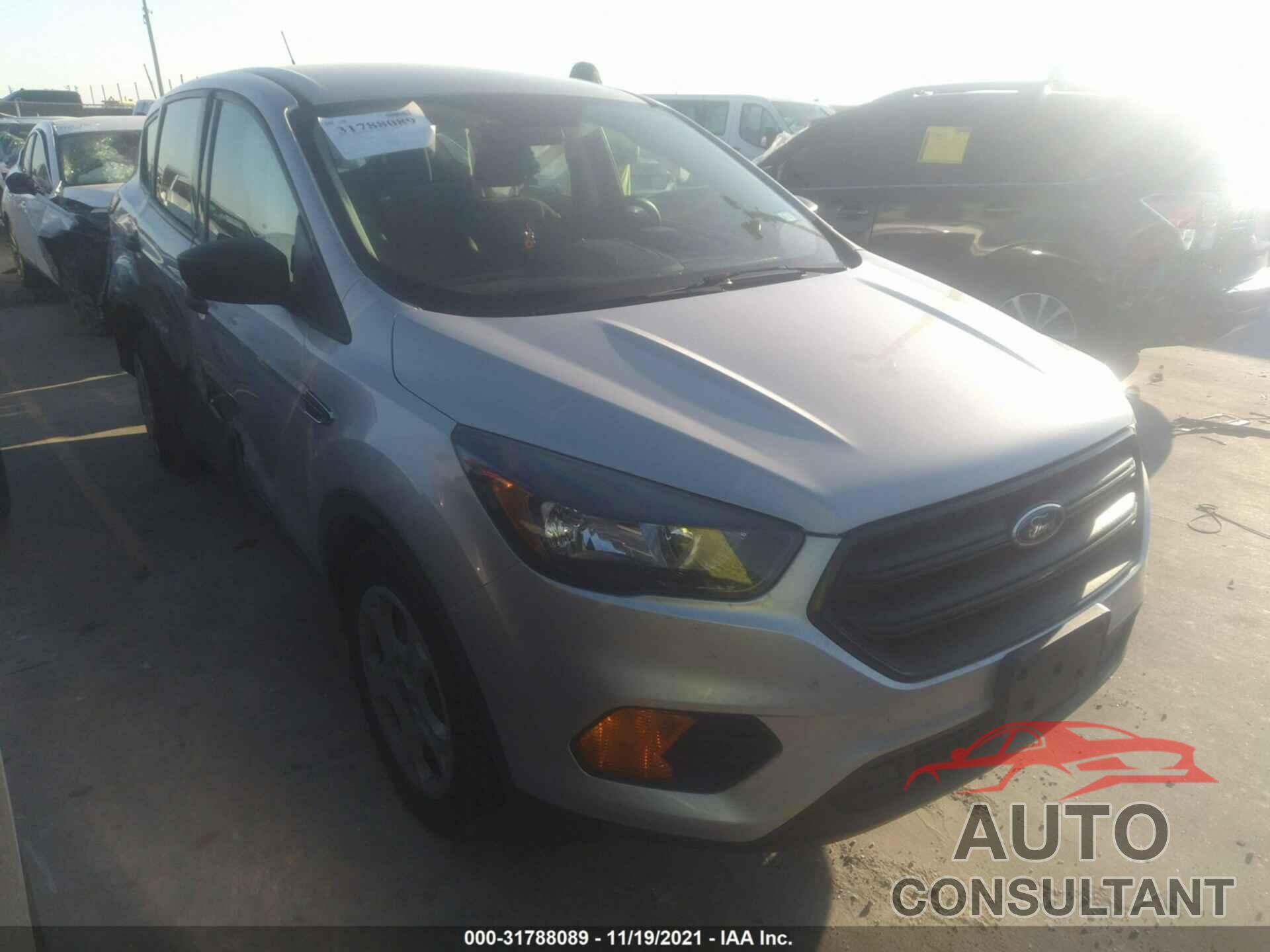 FORD ESCAPE 2019 - 1FMCU0F77KUB77934