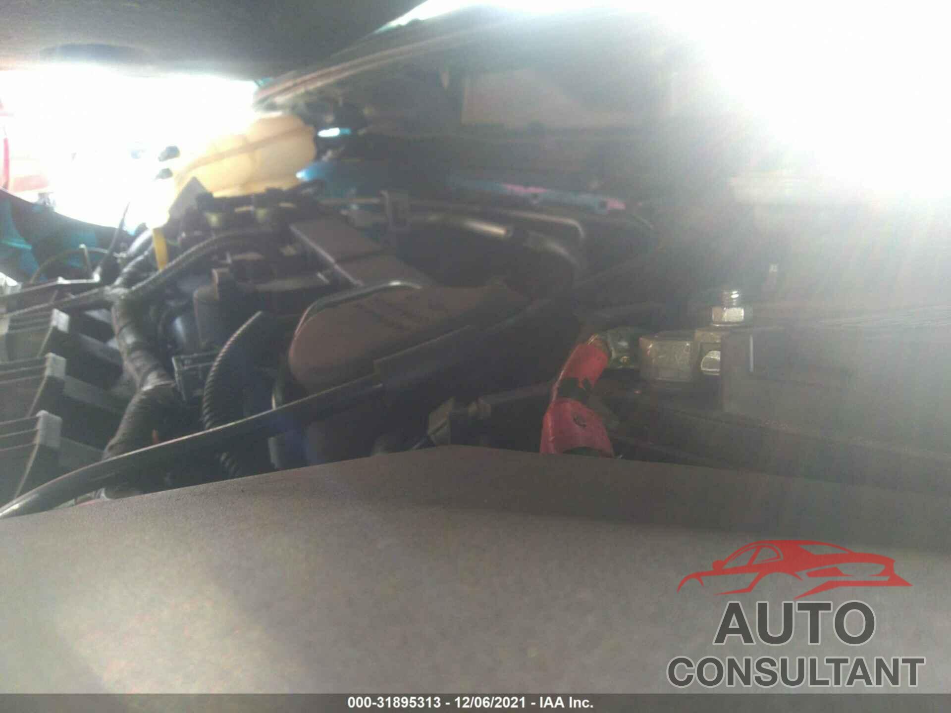 FORD FOCUS 2016 - 1FADP3K28GL296834